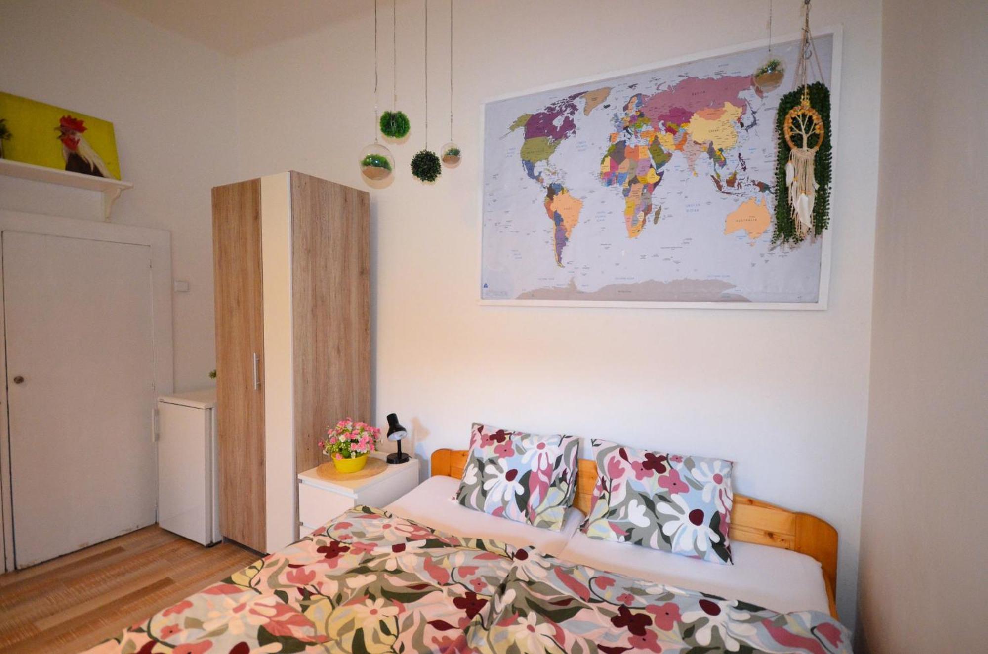 Travel&joy Backpackers Hostel
