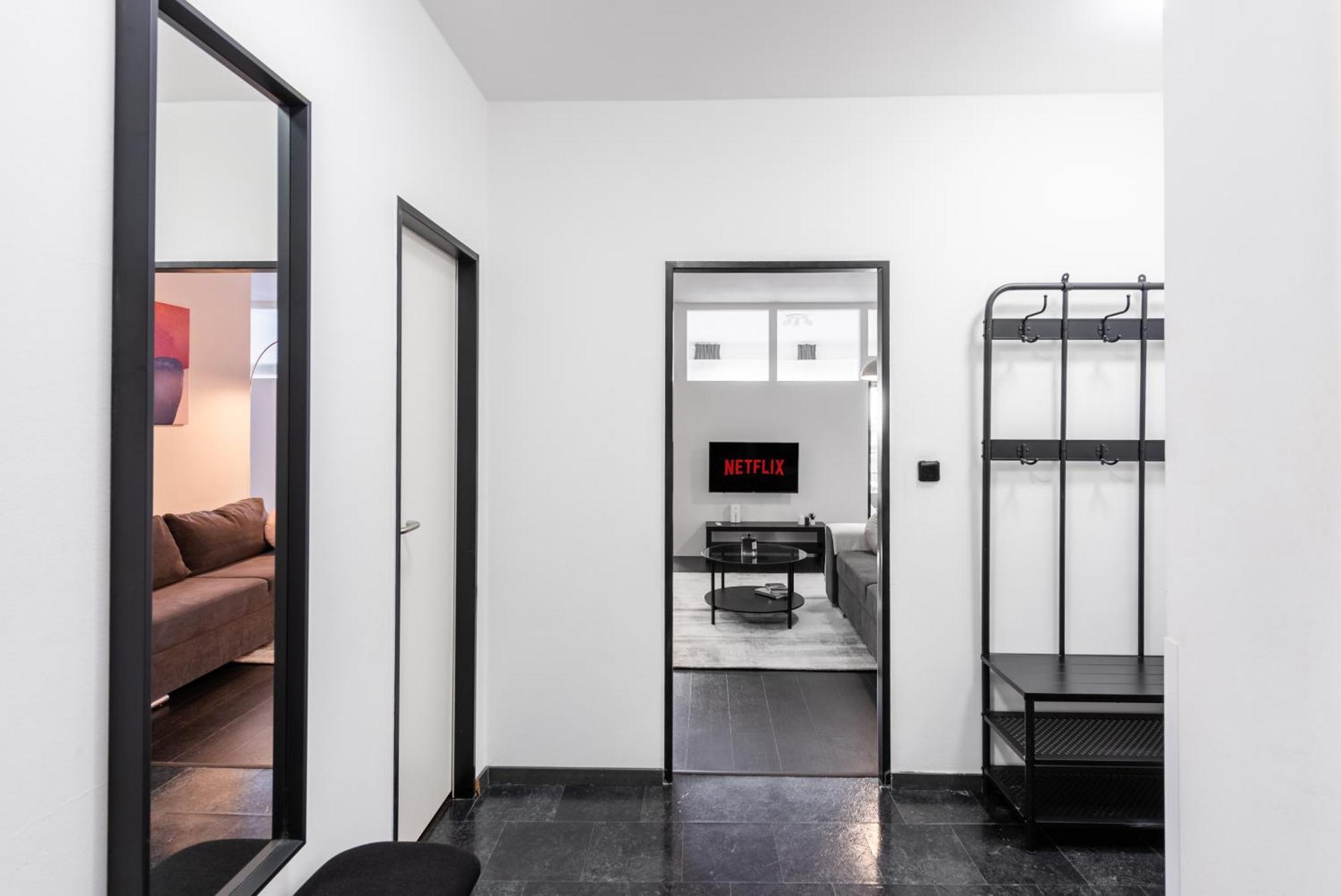 With Large Balcony, Parking Prag
