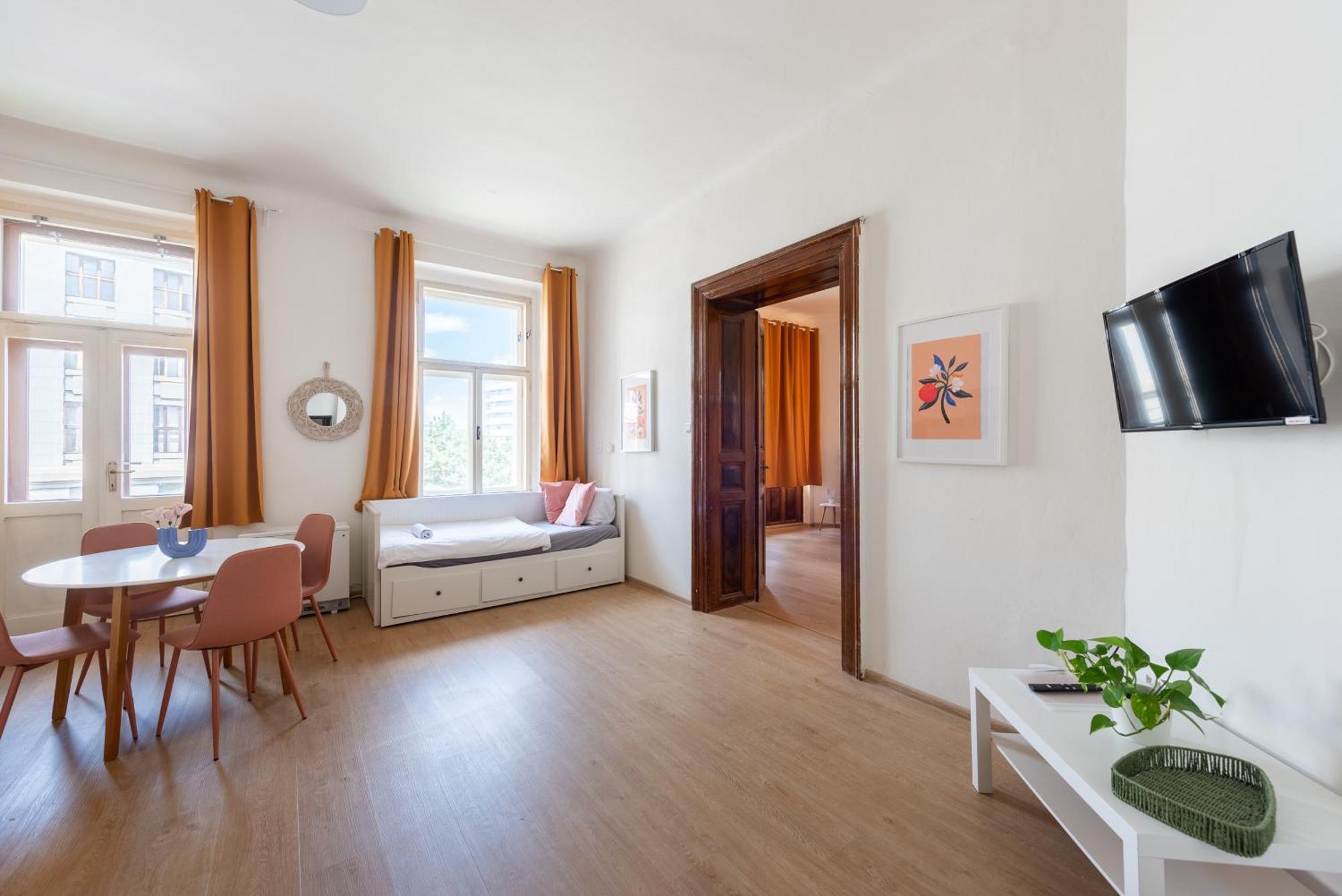 Apartment Tesnov *