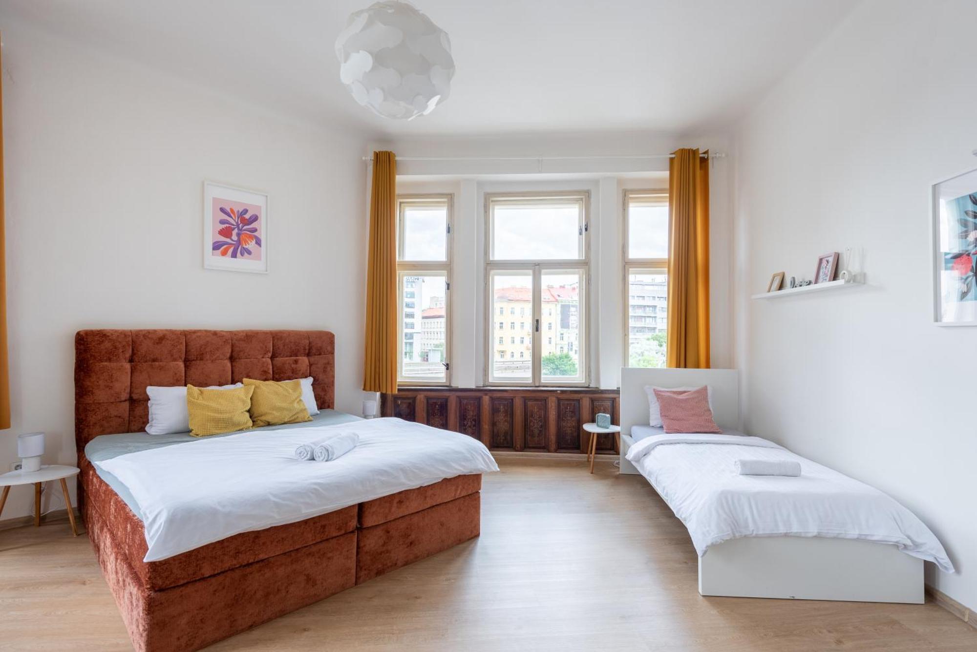Tesnov Apartment