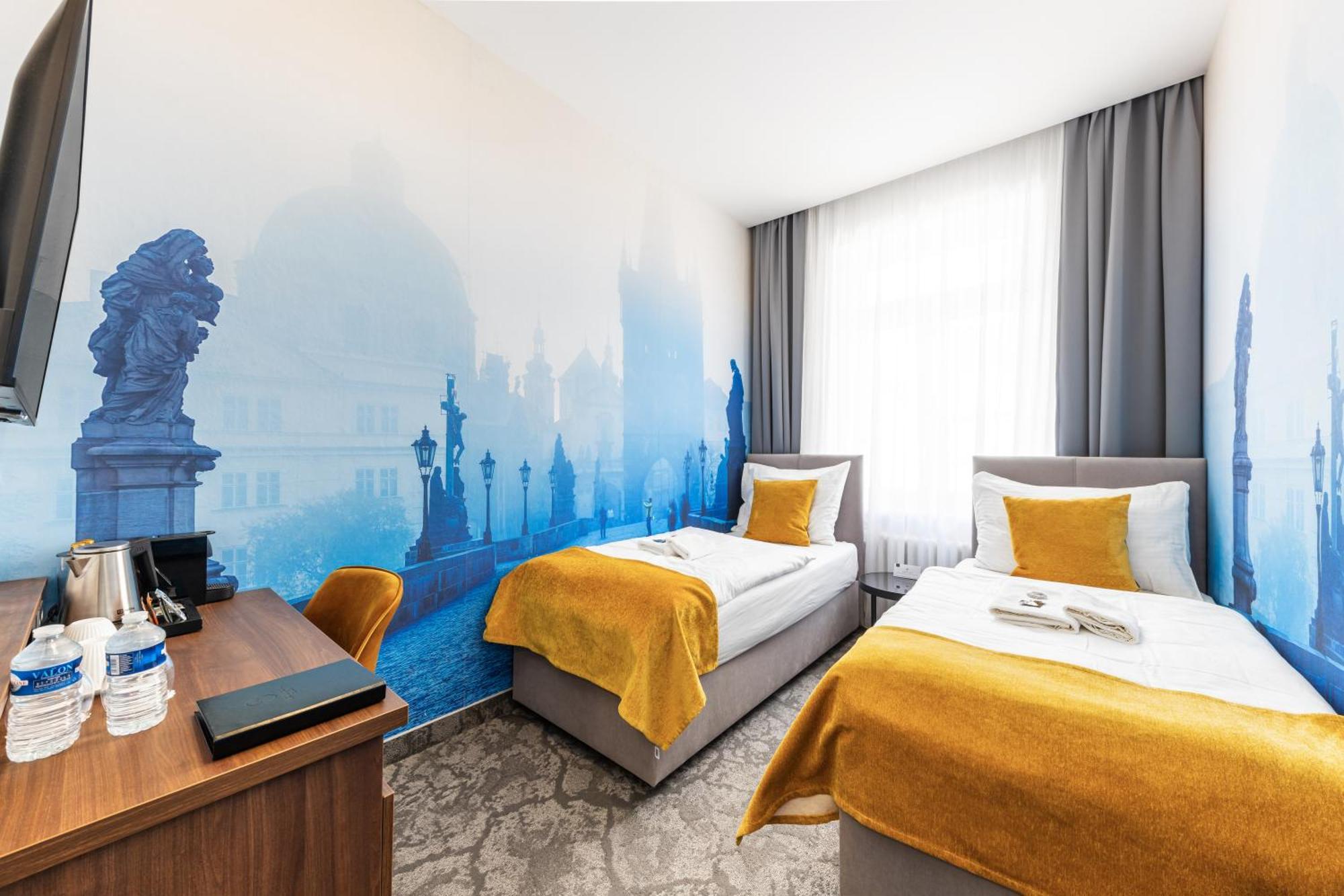A1 Royal Plaza Hotel