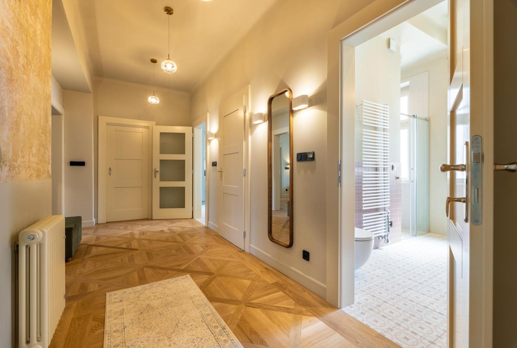 Luxury 2 Bedroom With Ac In The Old Town Apartment