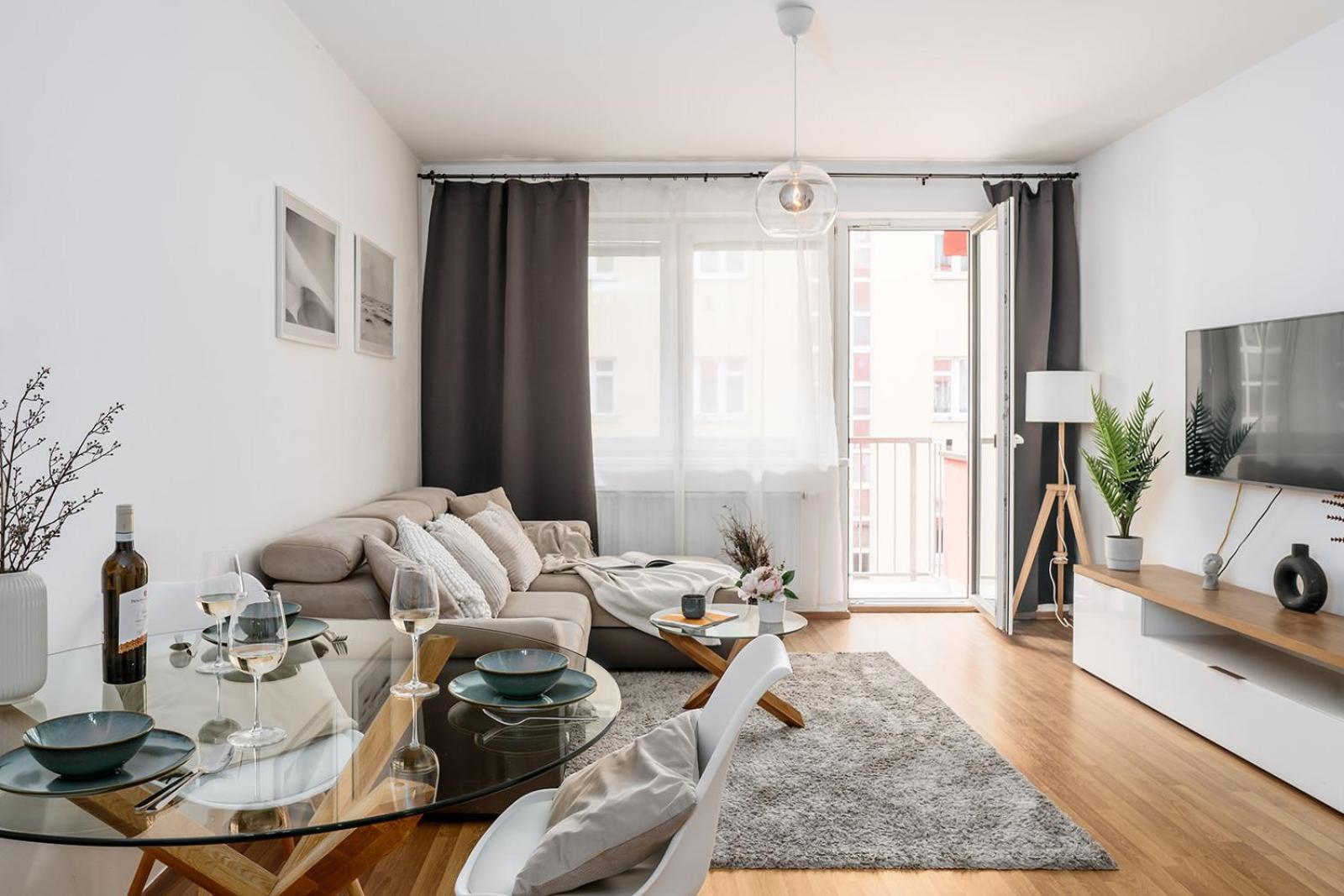 Lejlighed Days - Bright - Balcony - Private Parking