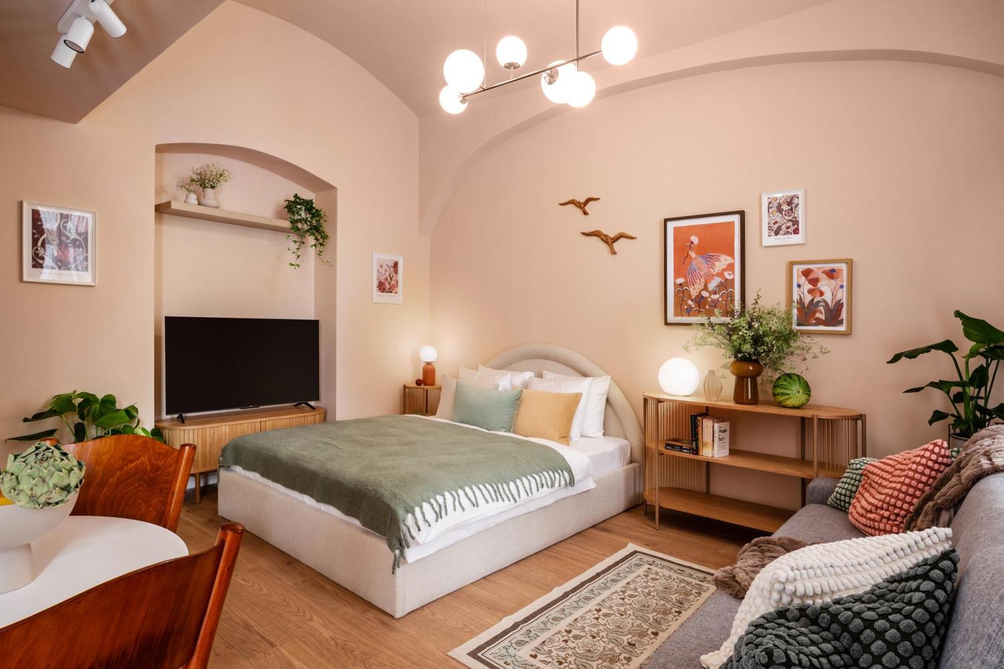 Turnkey I Antonin Dvorak Apartment Prague