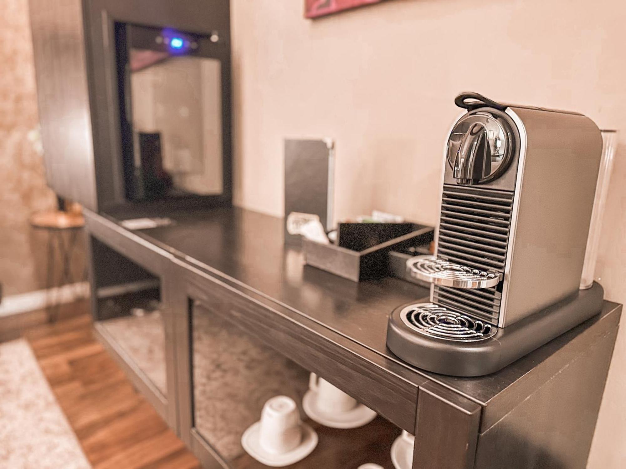 Alfons Boutique Hotel 4*
