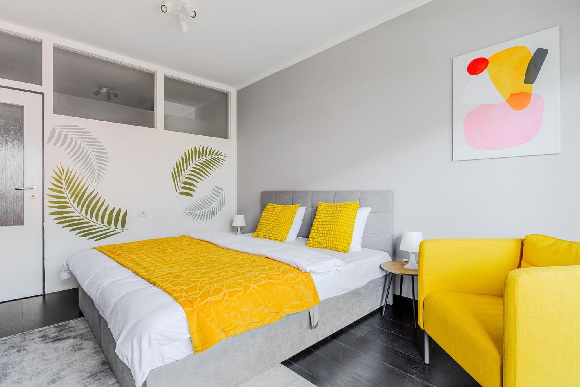 Apartment With Large Balcony, Parking Prag