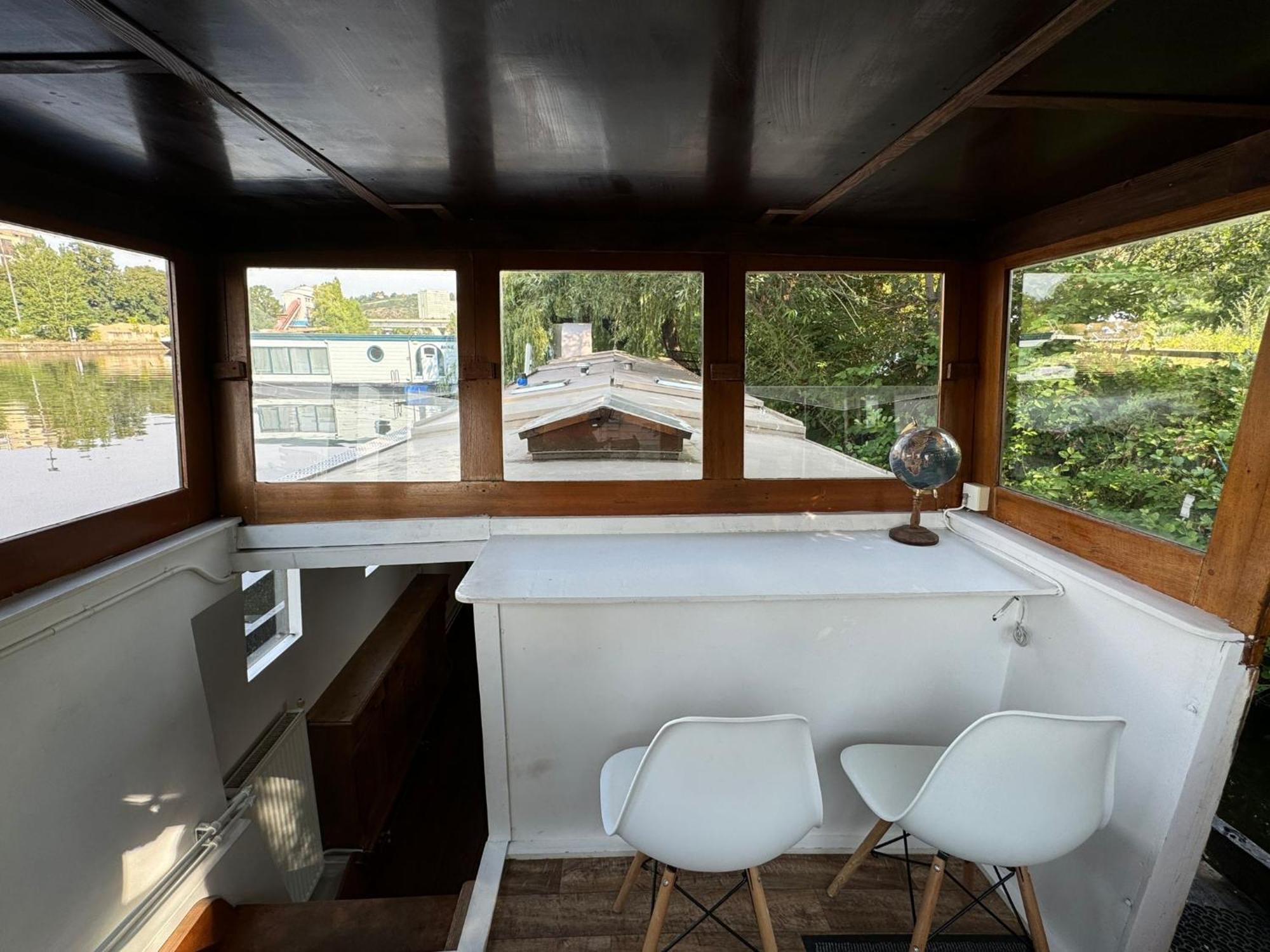 On Boat, Privat Pier, Free Parking * Prag