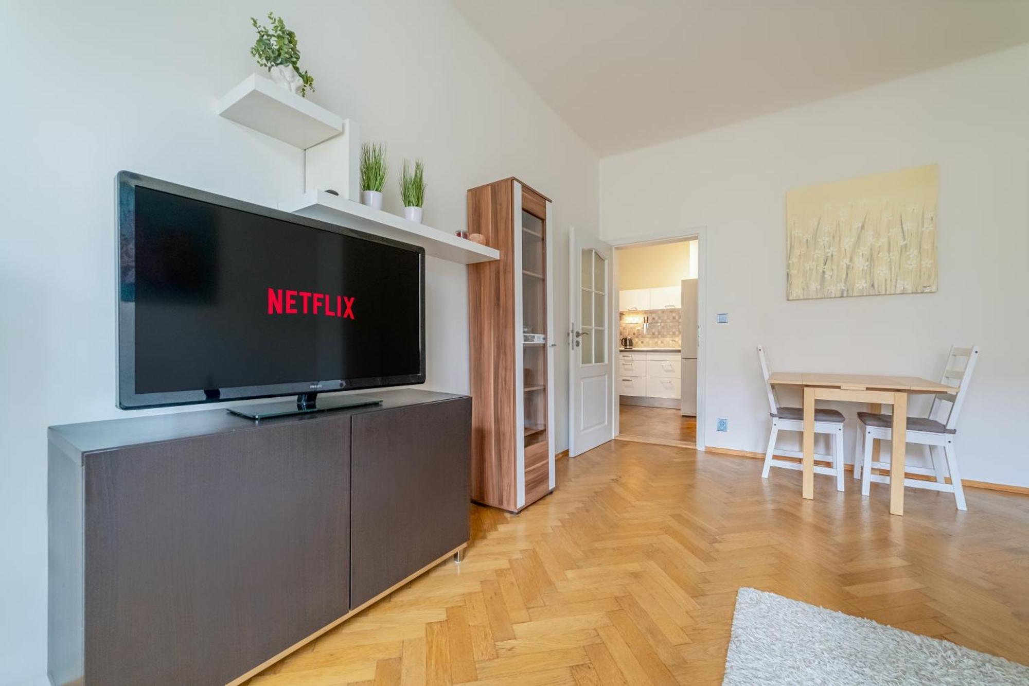 Spacious Central Budget-friendly By Rentez * Prag