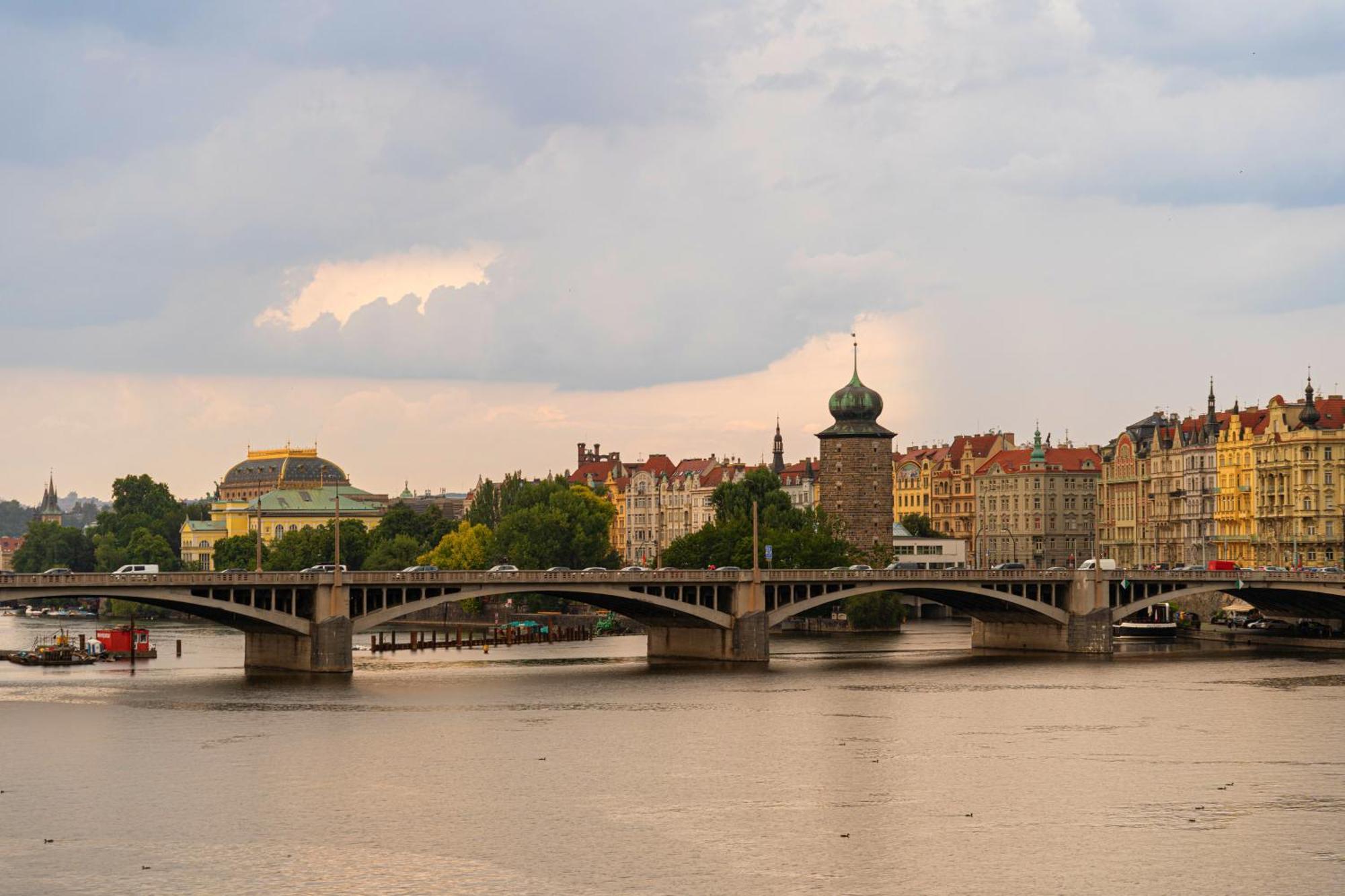 Golden River * Prag