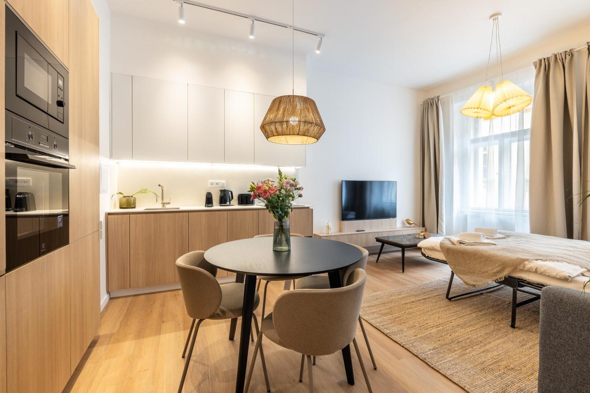 Boho Renovated Close To National Theather Prague