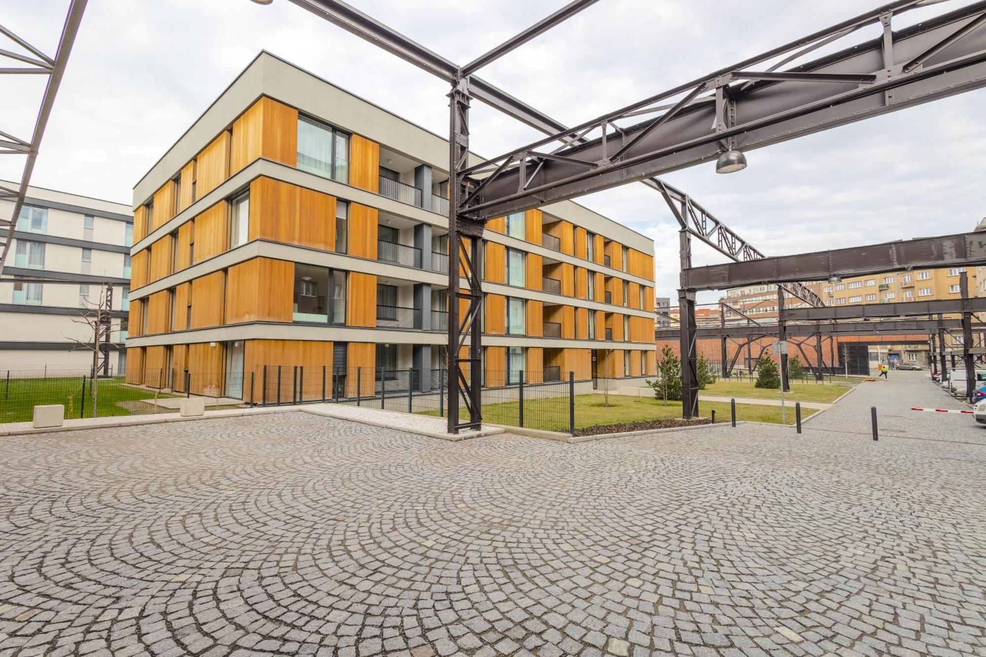 Design - Balcony, Free Parking, Yoga, 10 Mins To Center, By Gravity Prag