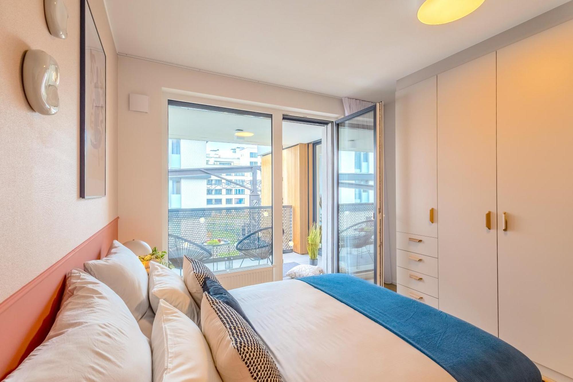 Design - Balcony, Free Parking, Yoga, 10 Mins To Center, By Gravity Lägenhet