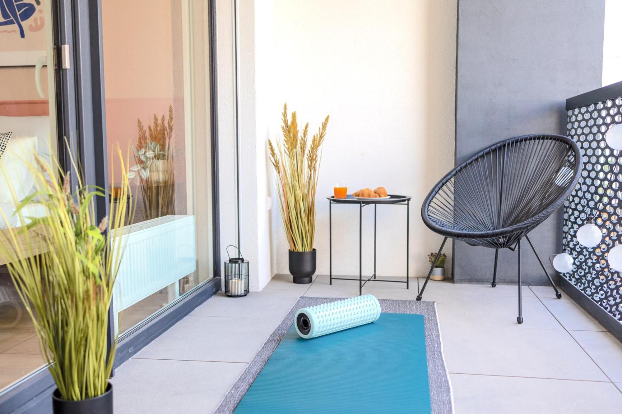 Design - Balcony, Free Parking, Yoga, 10 Mins To Center, By Gravity