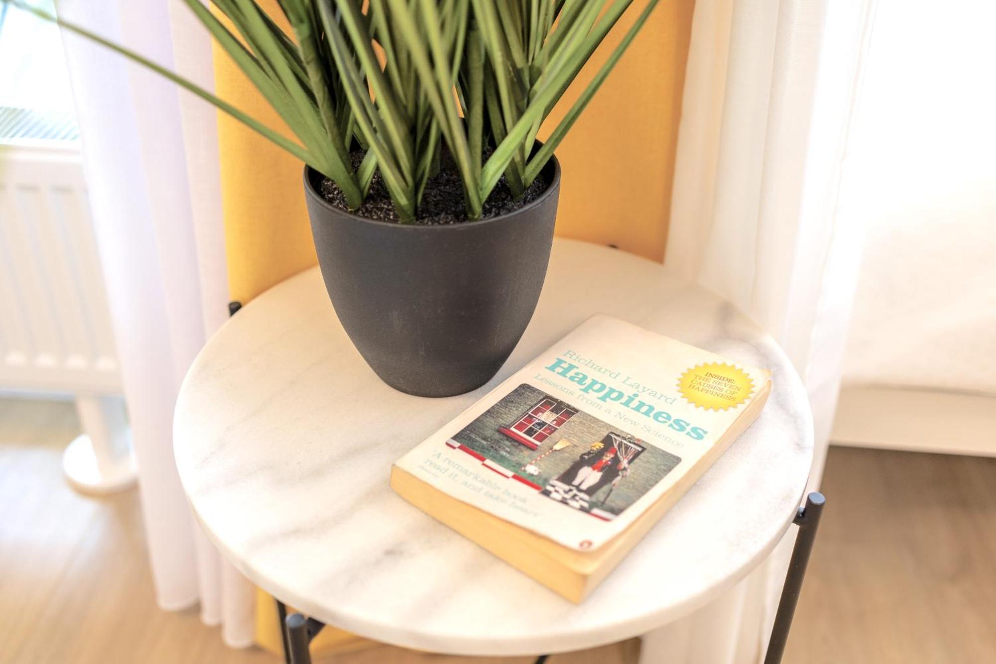 Apartmán Yellow - Balcony, Free Parking, By Gravity Praha