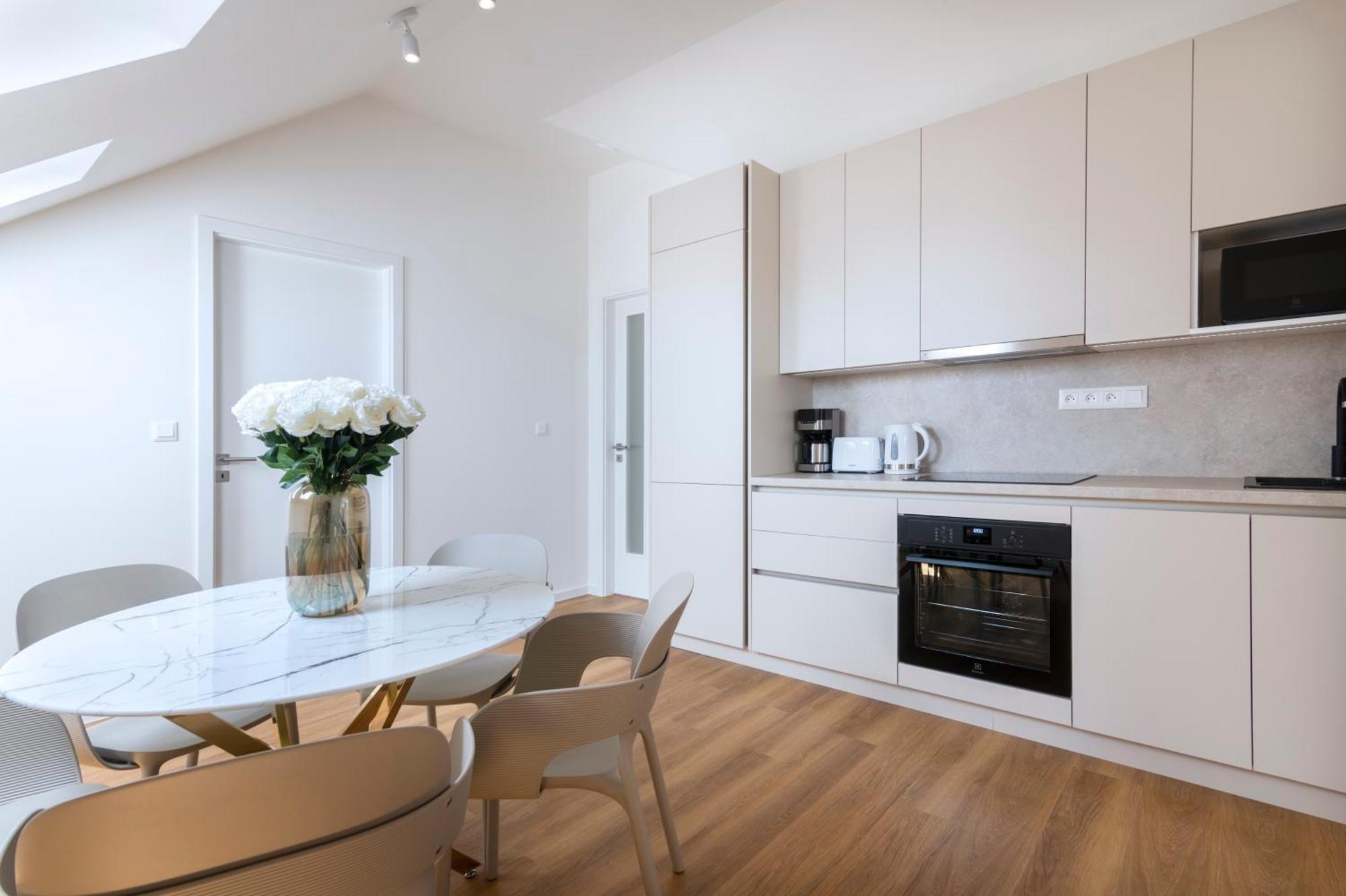 Encore Boutique By Dwellfort Lägenhetshotell 4*