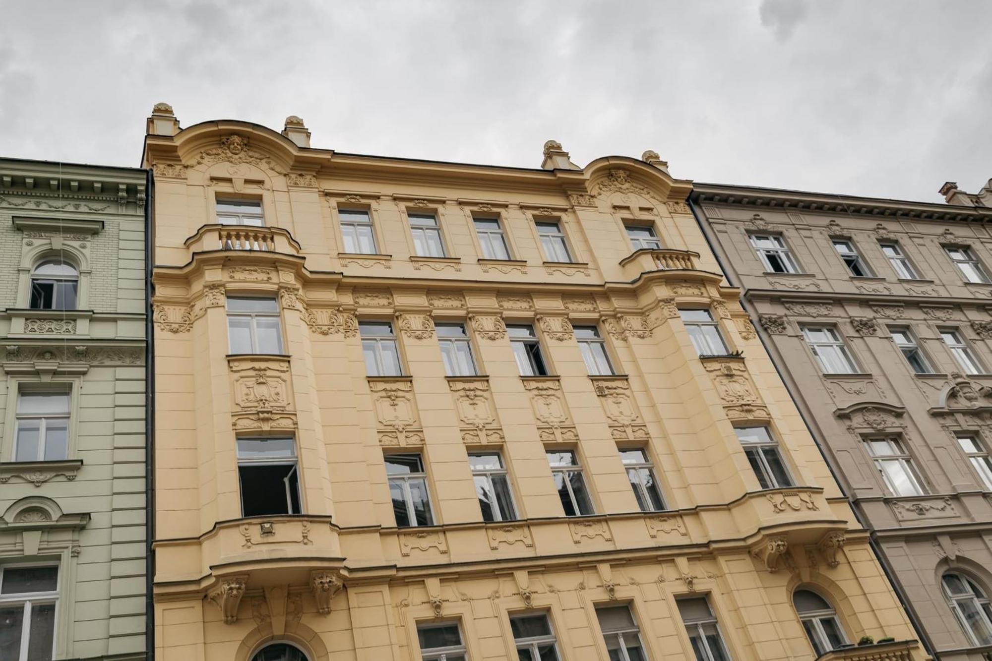 Comfortable And Cosy A Few Steps From Dancing House And Naplavka Dance *