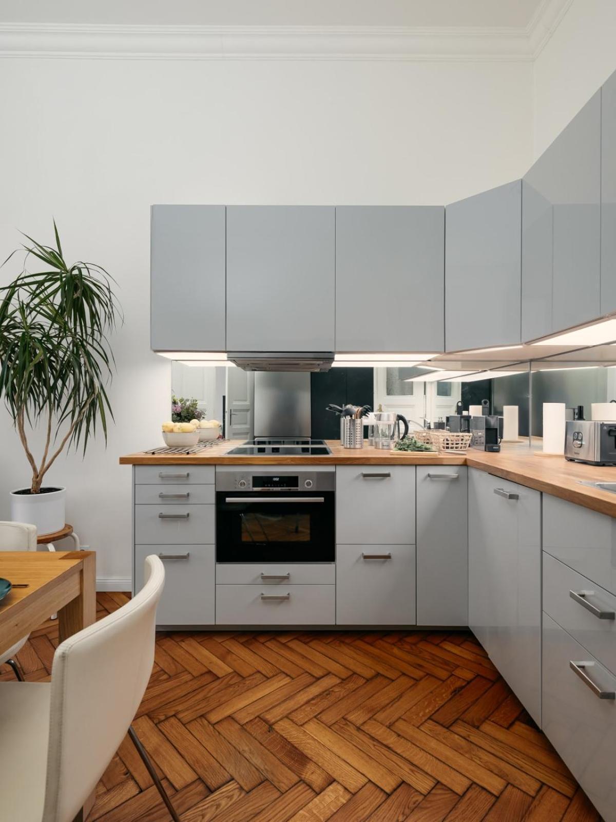 Comfortable And Cosy A Few Steps From Dancing House And Naplavka Dance Apartment Prag