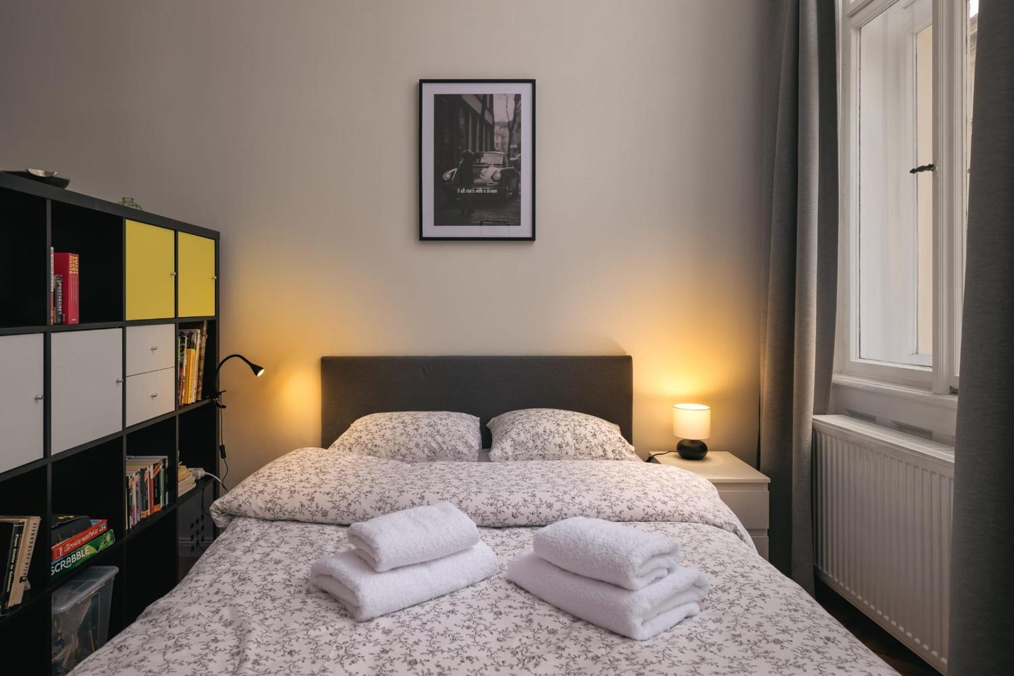 Comfortable And Cosy A Few Steps From Dancing House And Naplavka Dance Apartment Prag