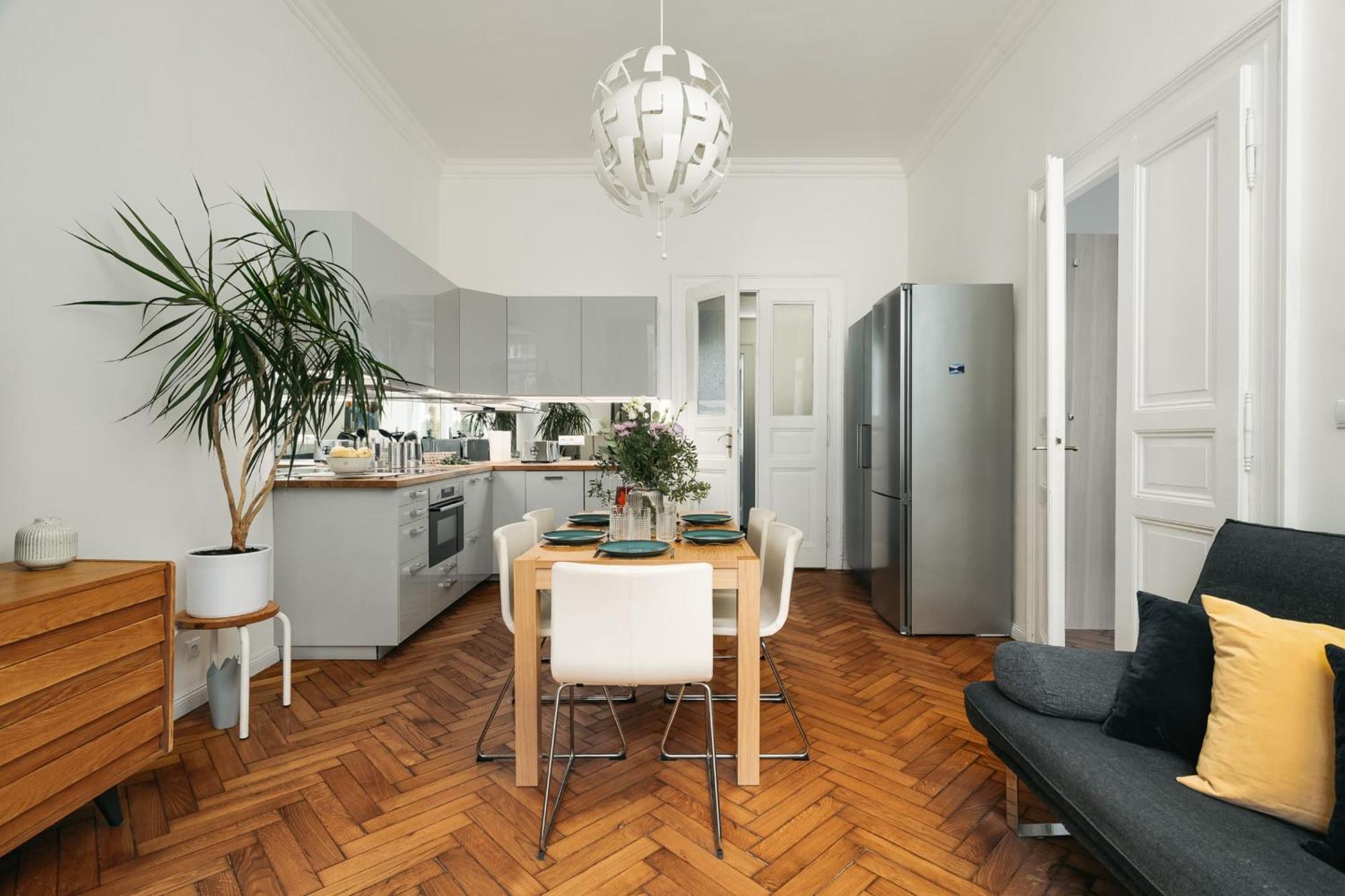 Comfortable And Cosy A Few Steps From Dancing House And Naplavka Dance