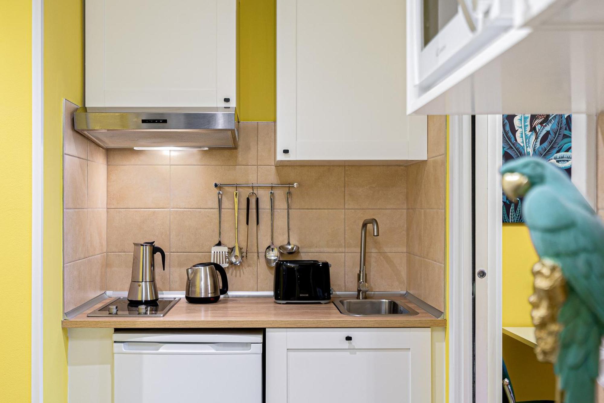 Oasis At Charles Square Apartment