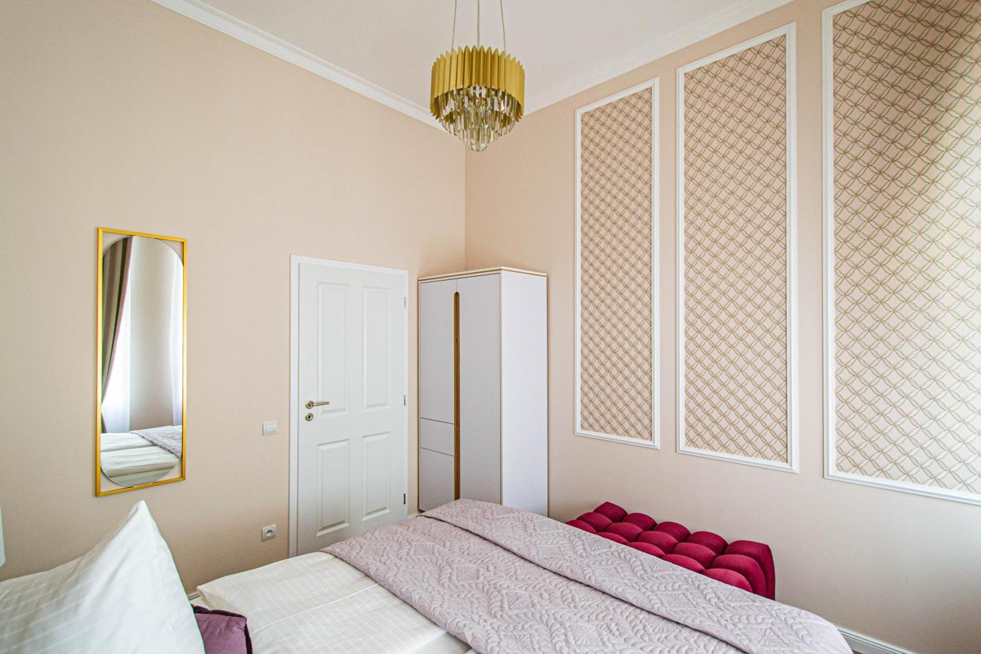 Apartment 3bdr Elegance Deco Downtown Flat Prag