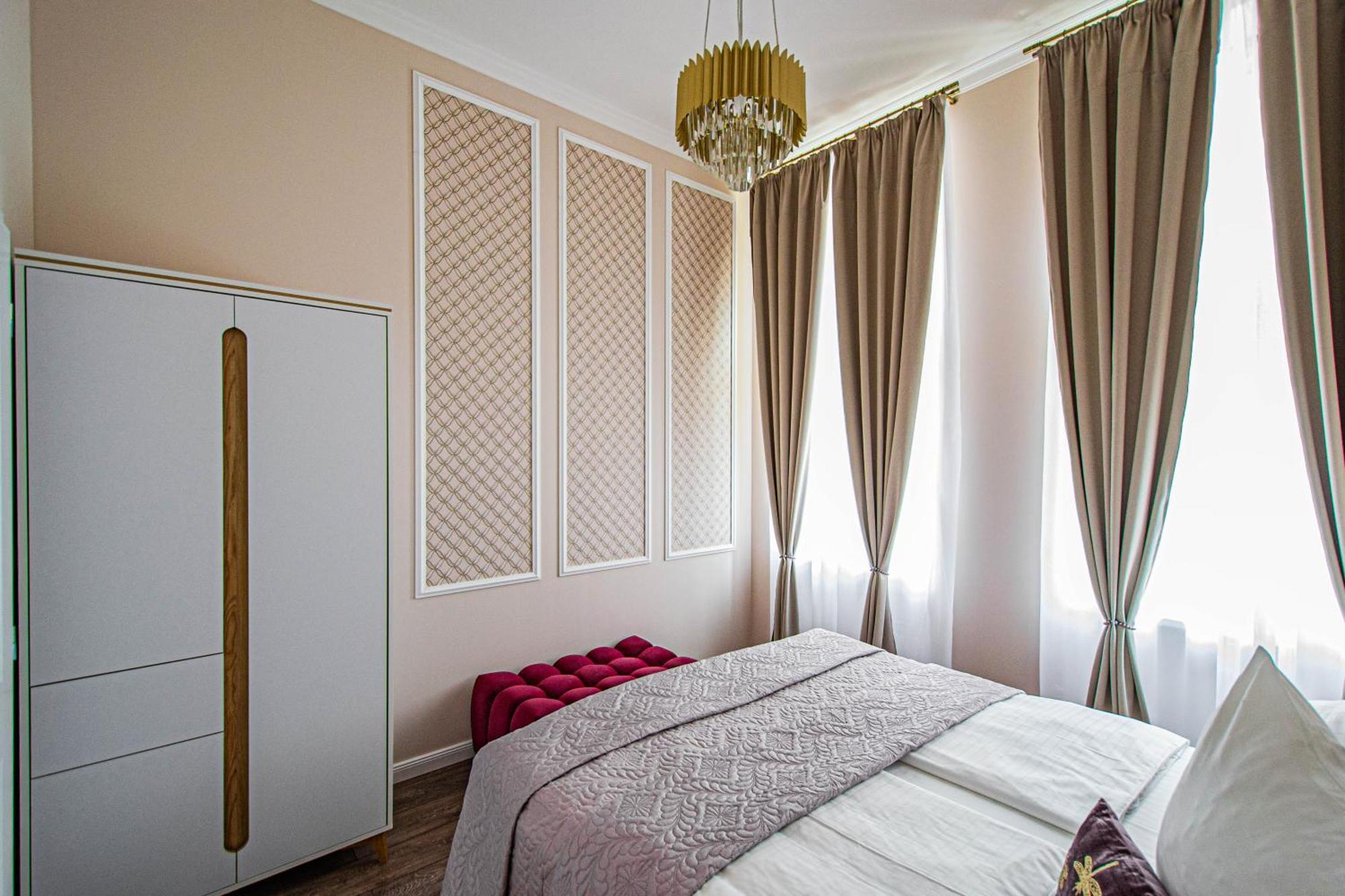 3bdr Elegance Deco Downtown Flat Prag