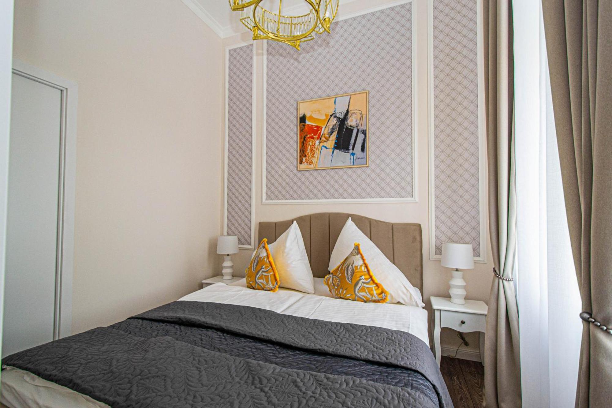 Apartment 3bdr Elegance Deco Downtown Flat