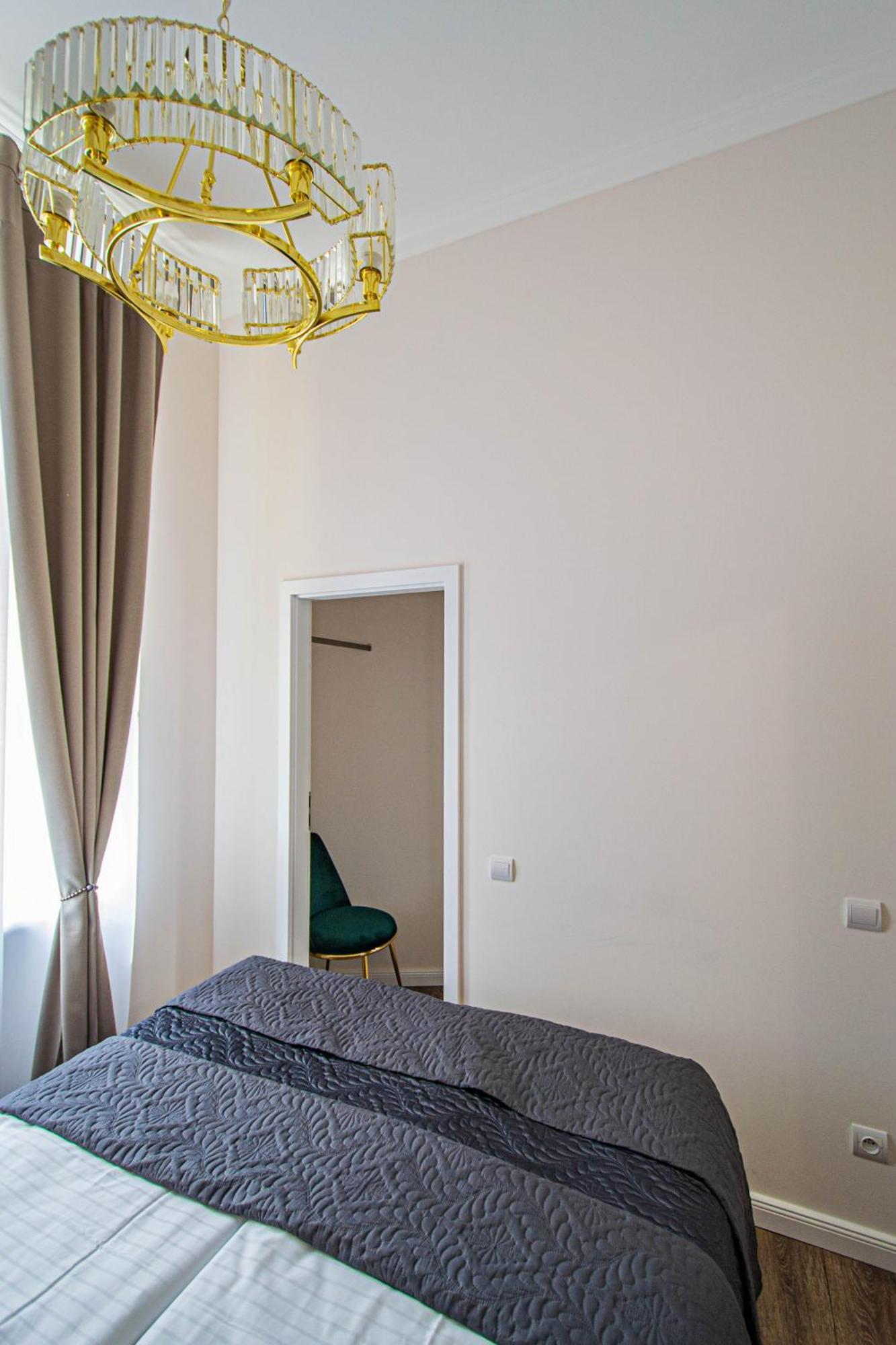 Apartment 3bdr Elegance Deco Downtown Flat *
