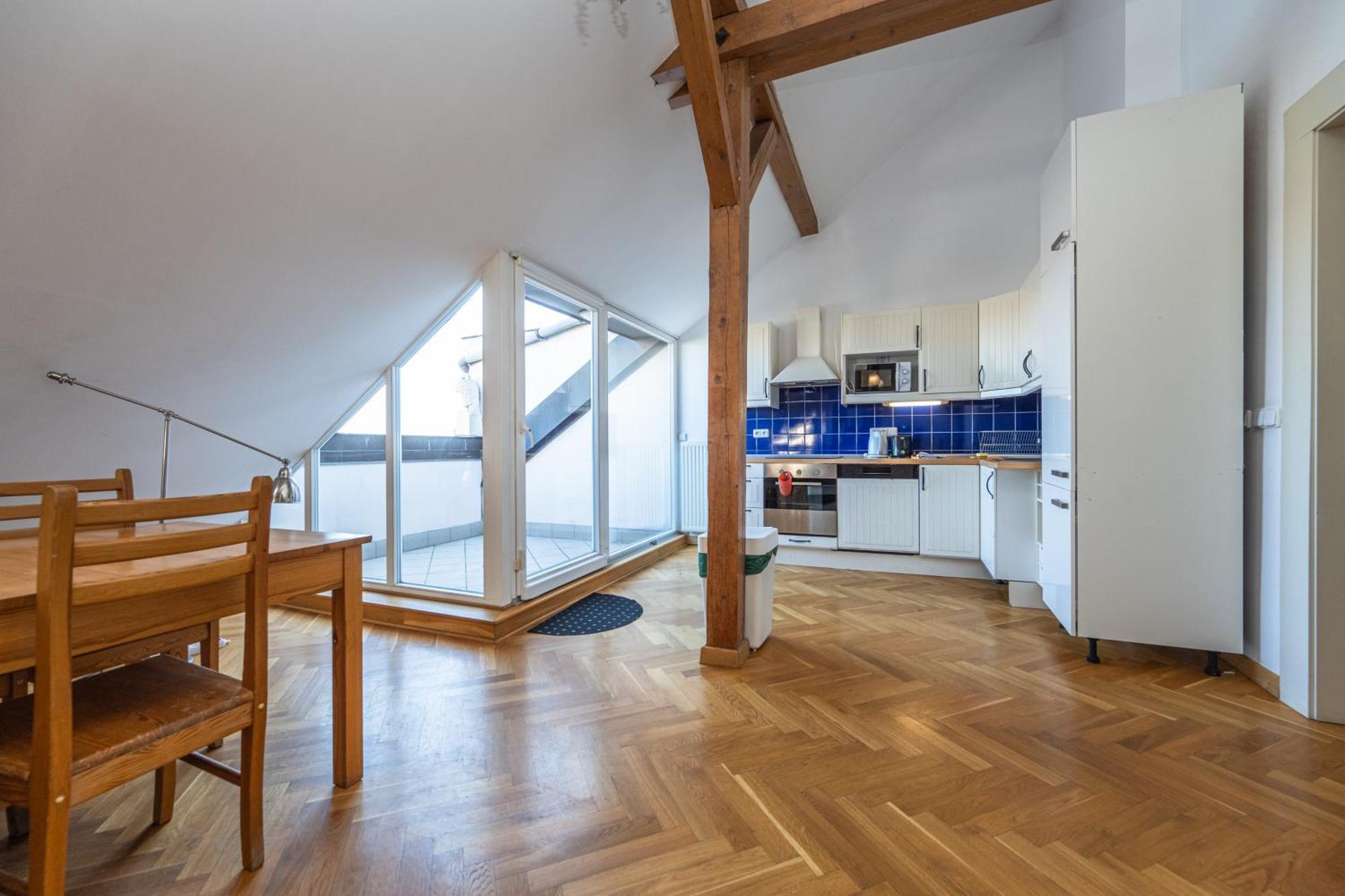 Jiriho Z Podebrad Apartment Prag