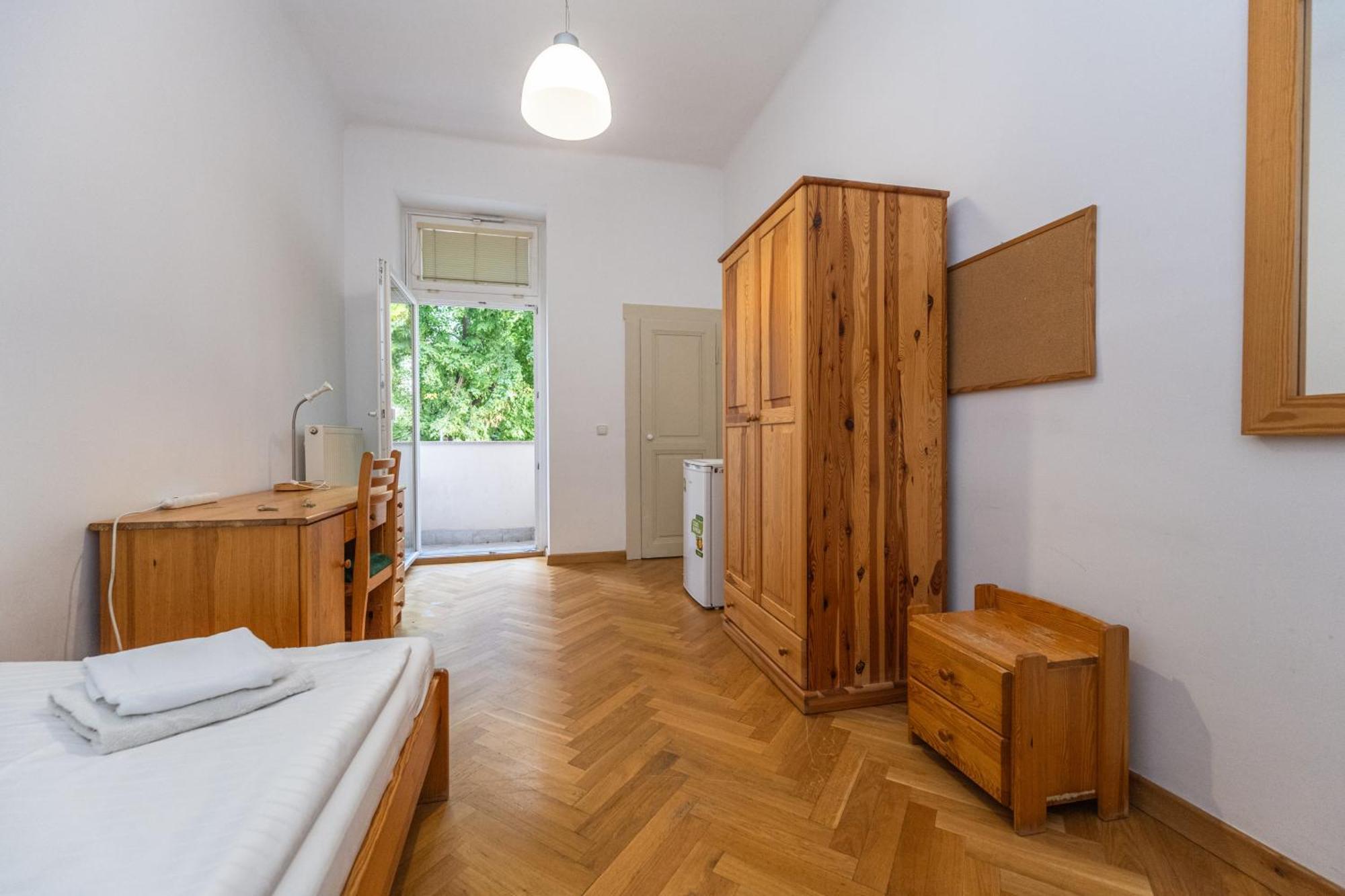 Jiriho Z Podebrad Apartment