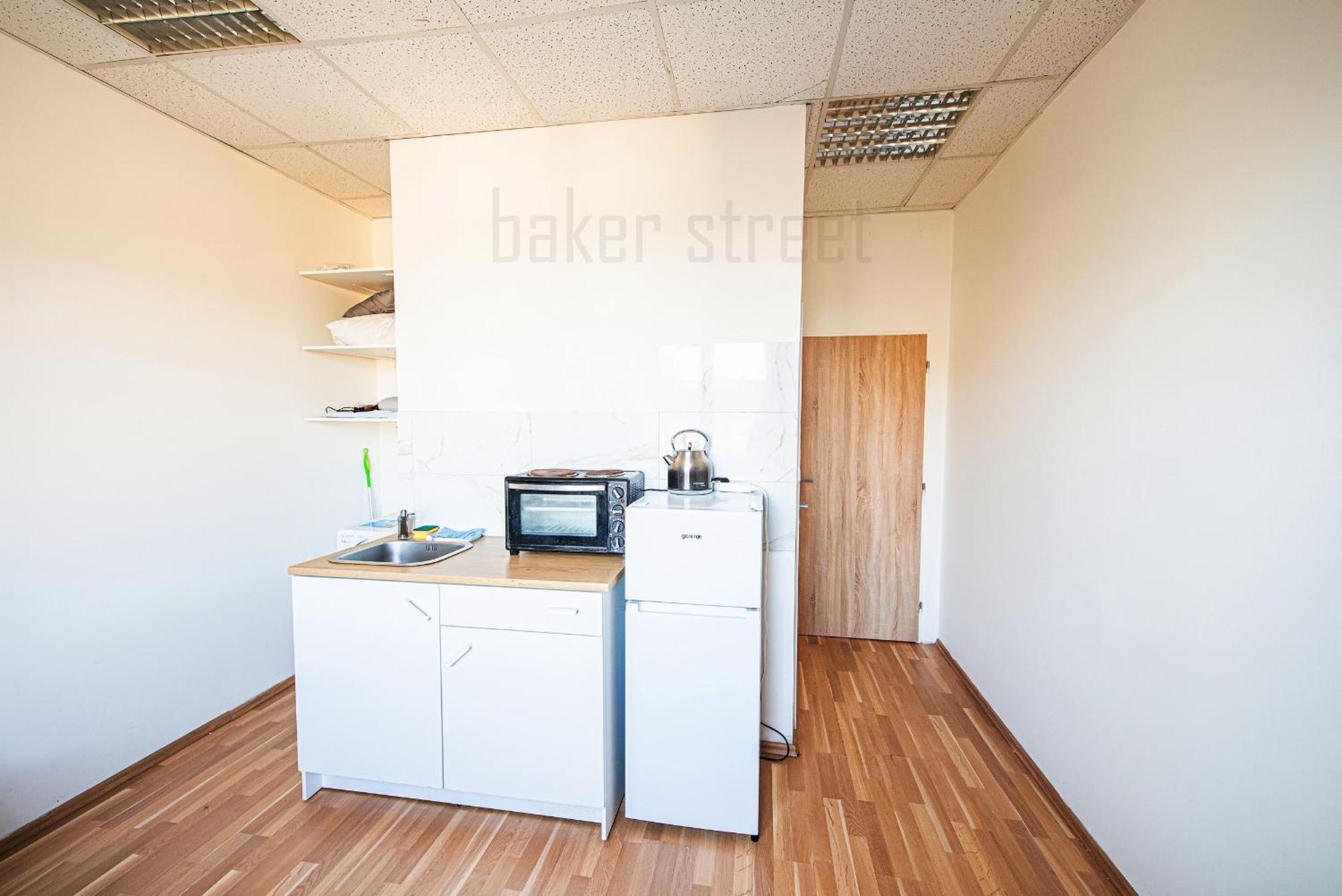 Apartment Snug Close To Metro Palmovka Prague