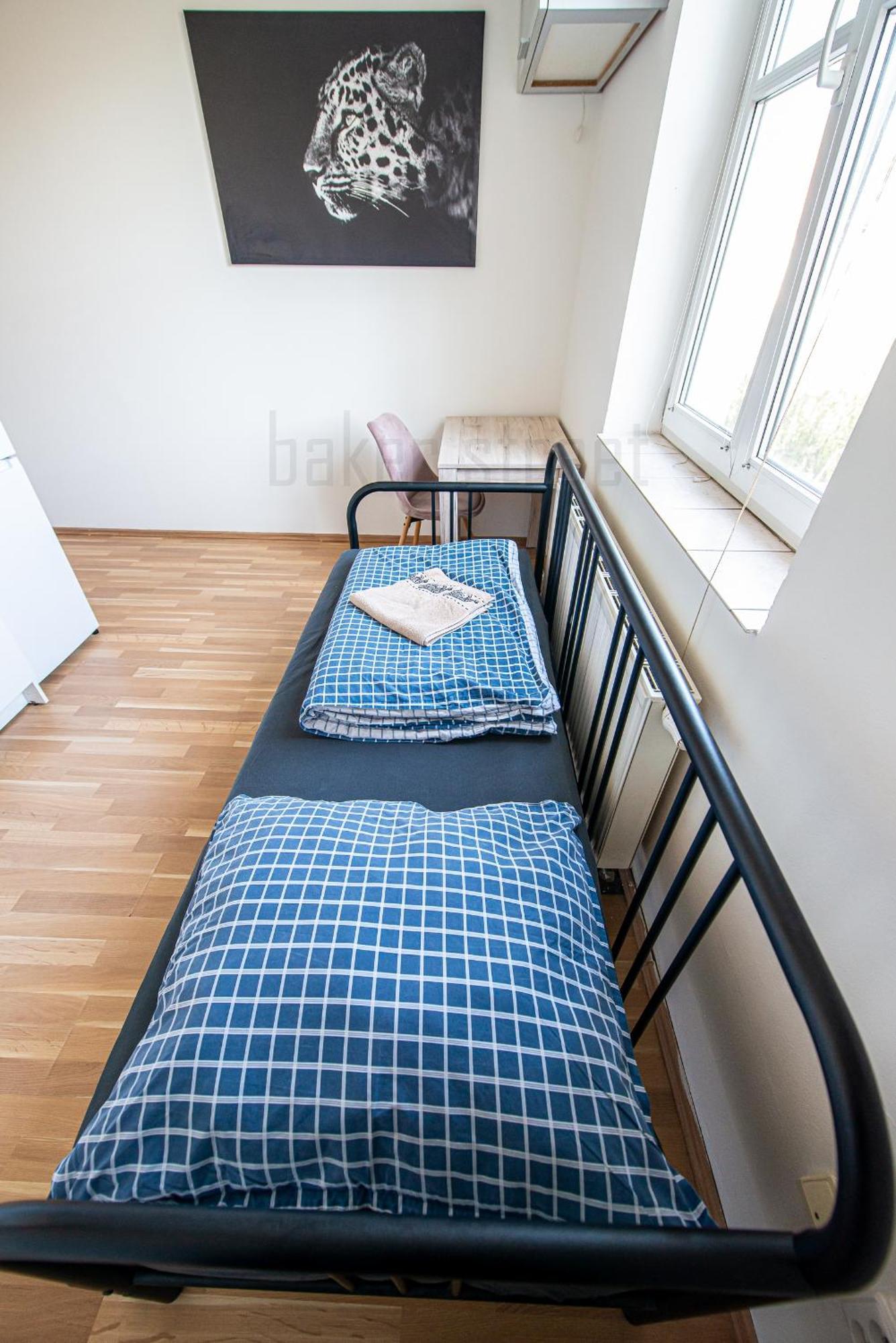 Apartment Snug Close To Metro Palmovka Prag