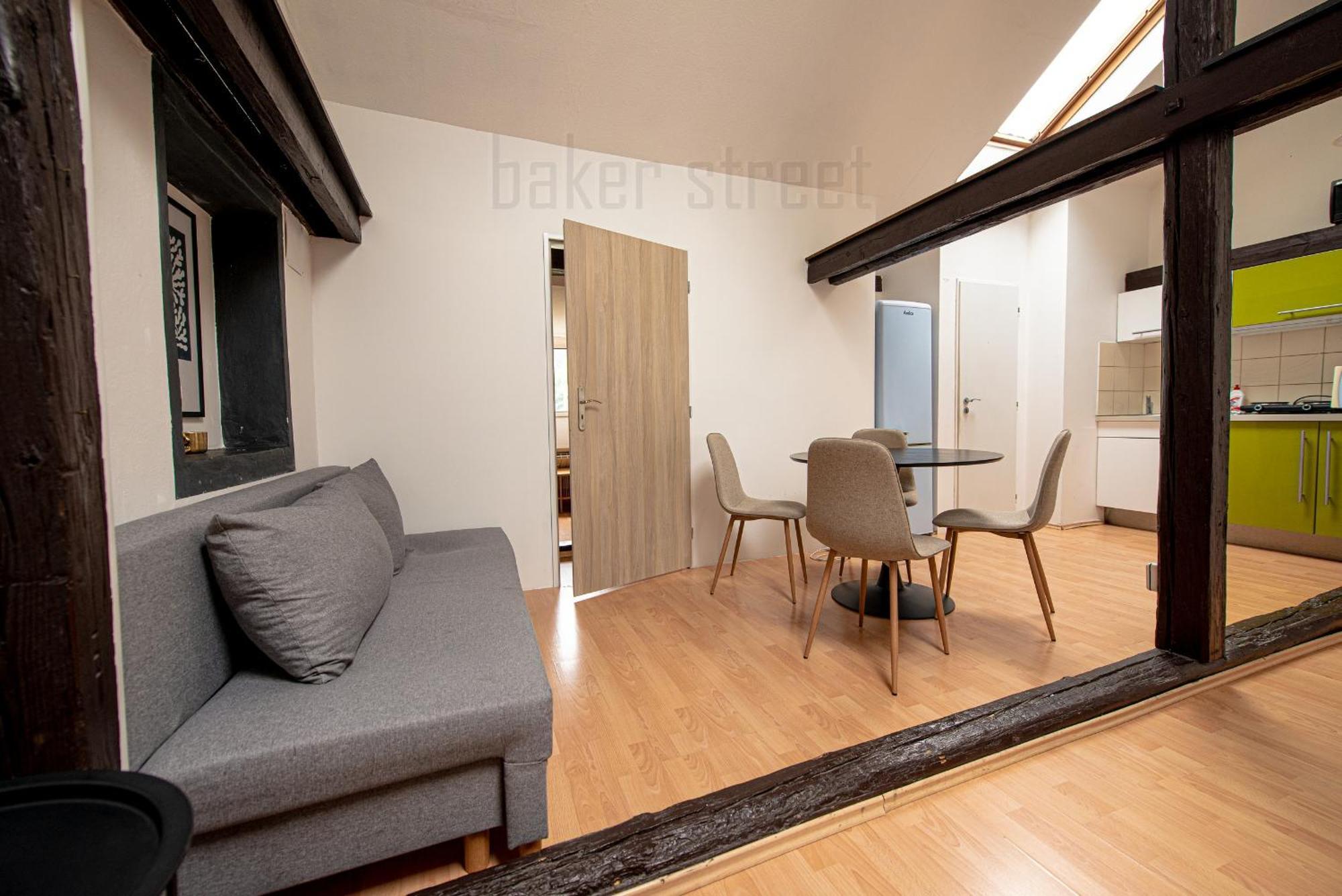 Attic 3 Bedrooms With 2 Bathrooms * Prag