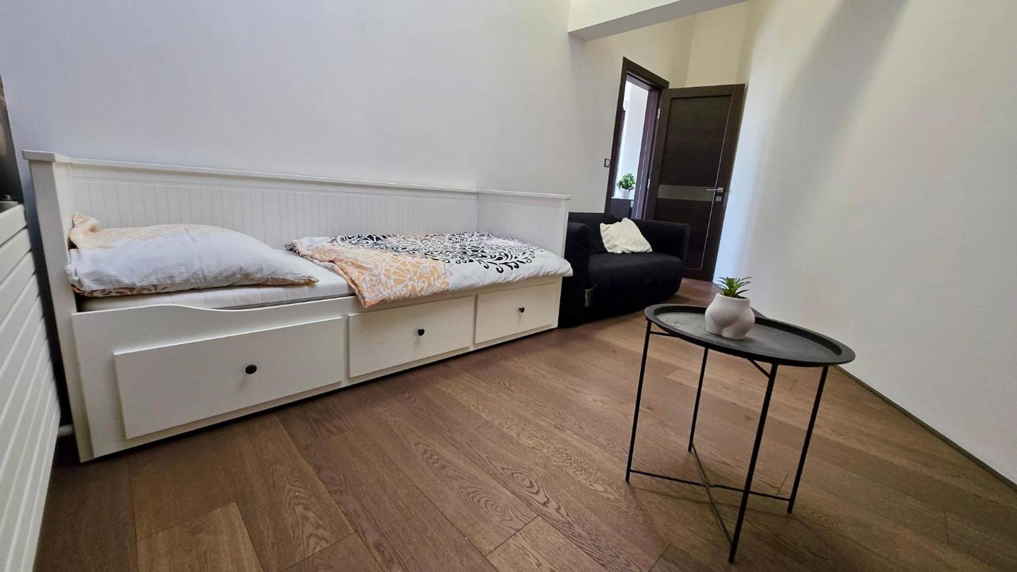 Lägenhet Luxusni S Terasou A Garazi *