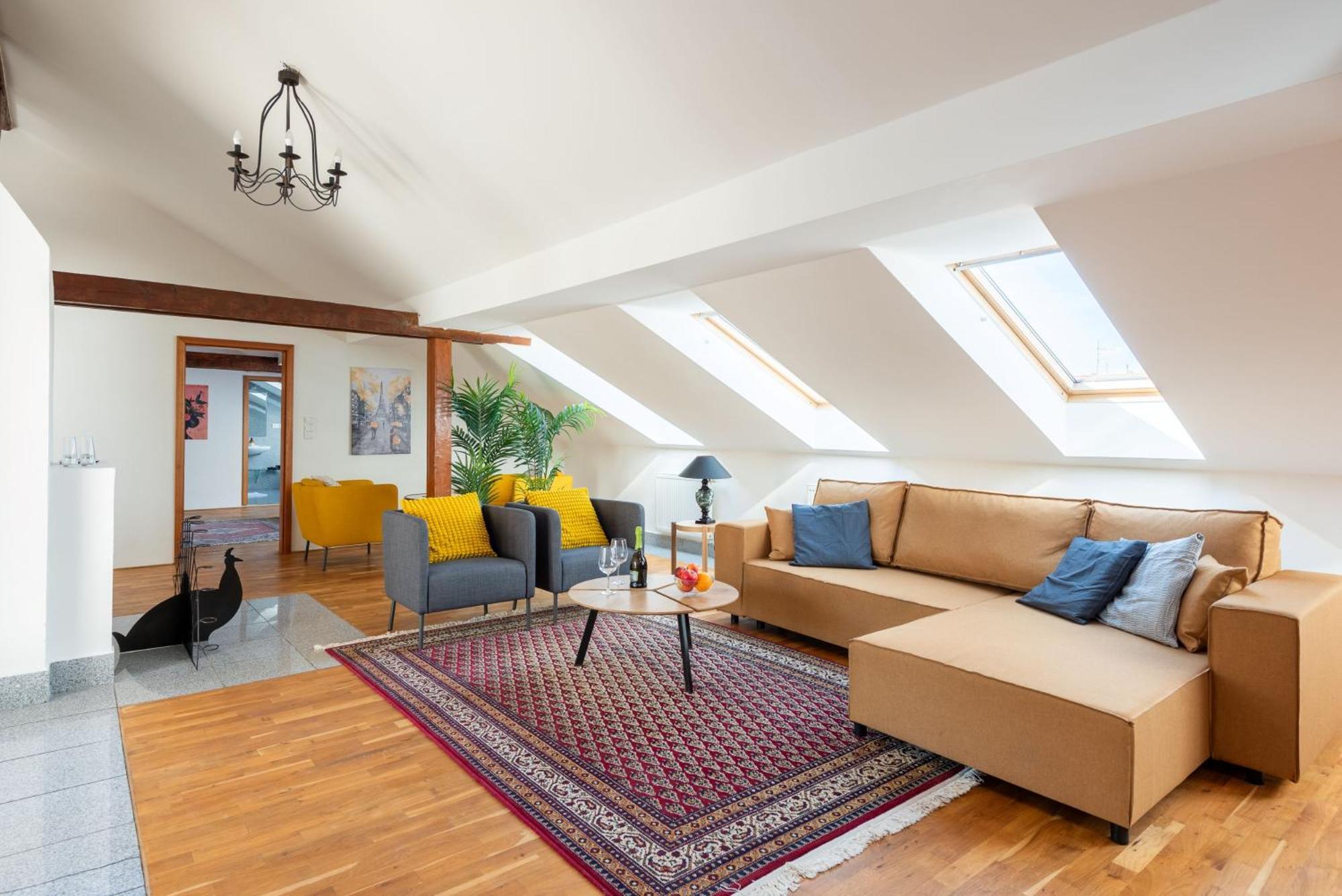 Lägenhet Cozy 4-bedrooms With Terrace