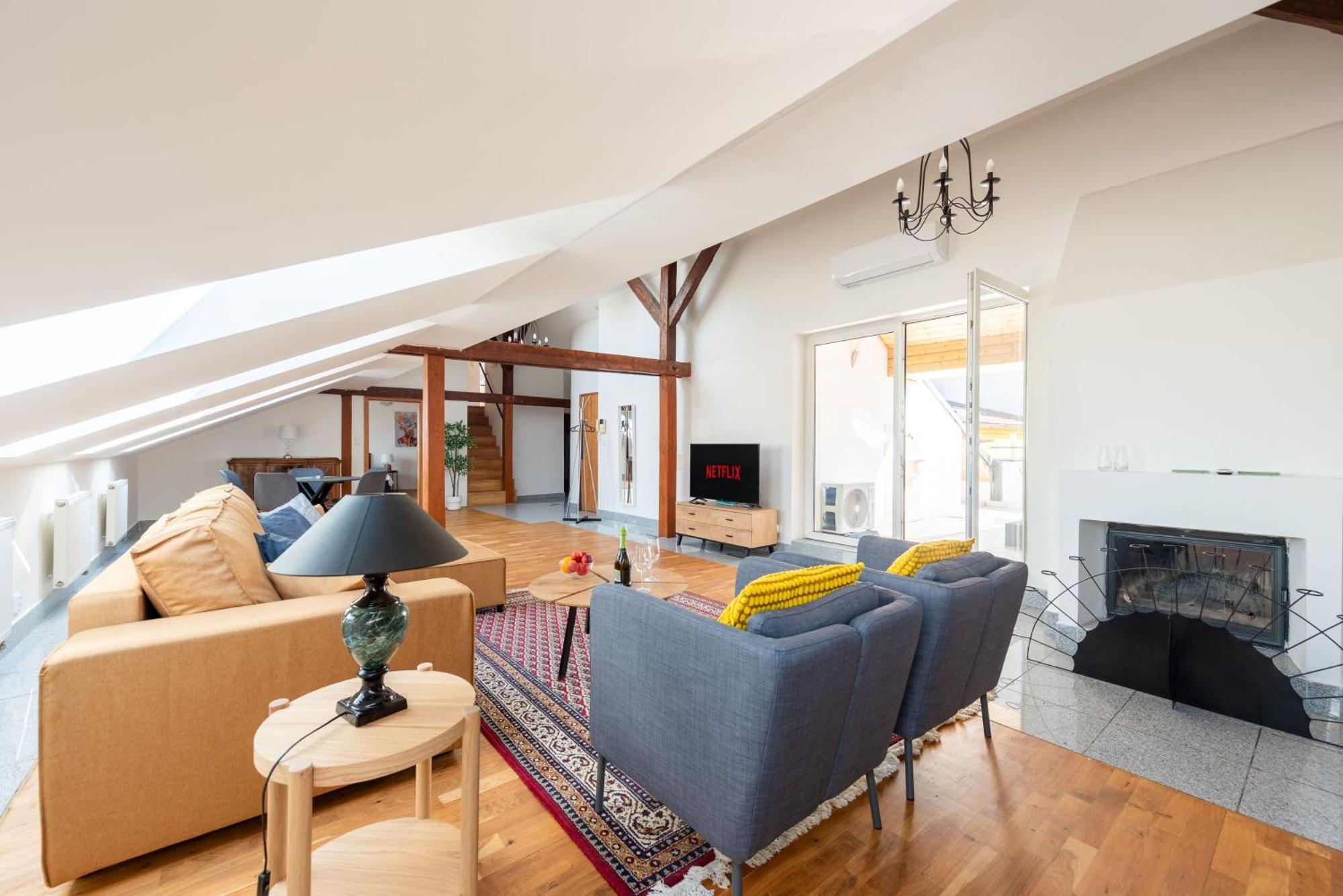 Lägenhet Cozy 4-bedrooms With Terrace *