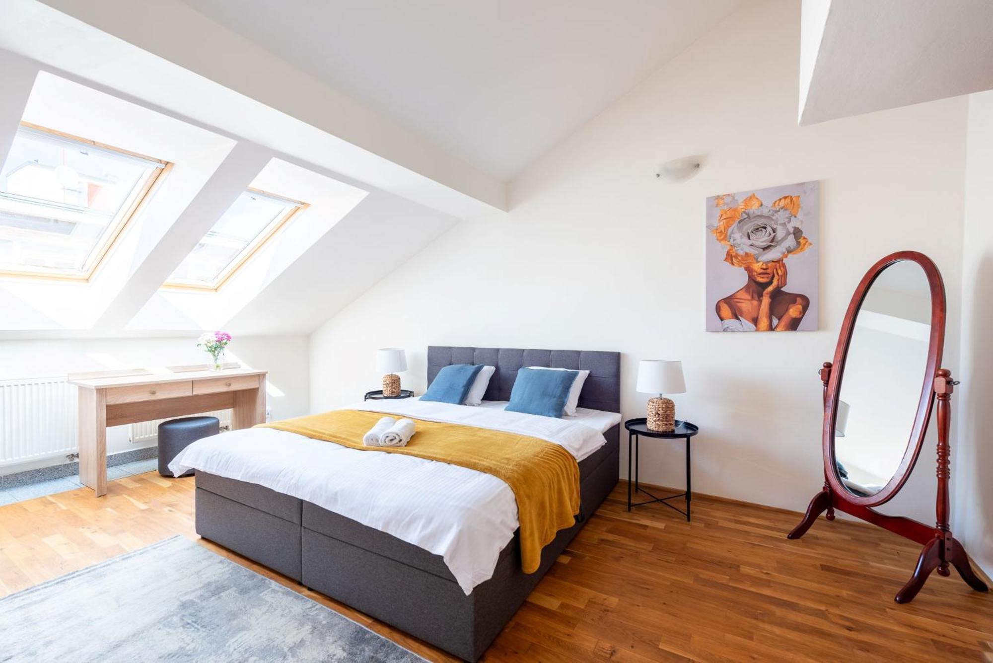 Cozy 4-bedrooms With Terrace *