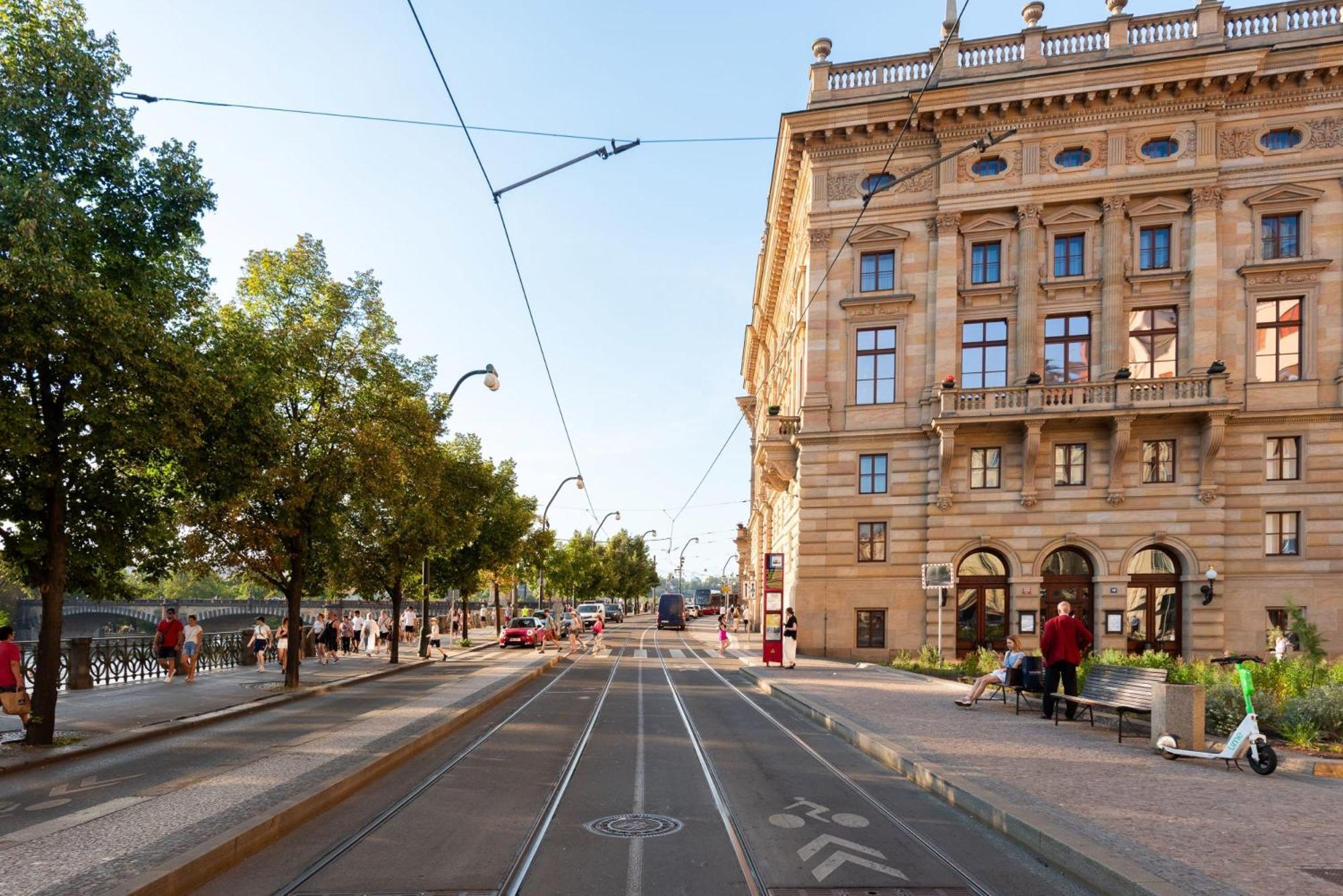 Stylish 2-level Near The National Theatre * Prag