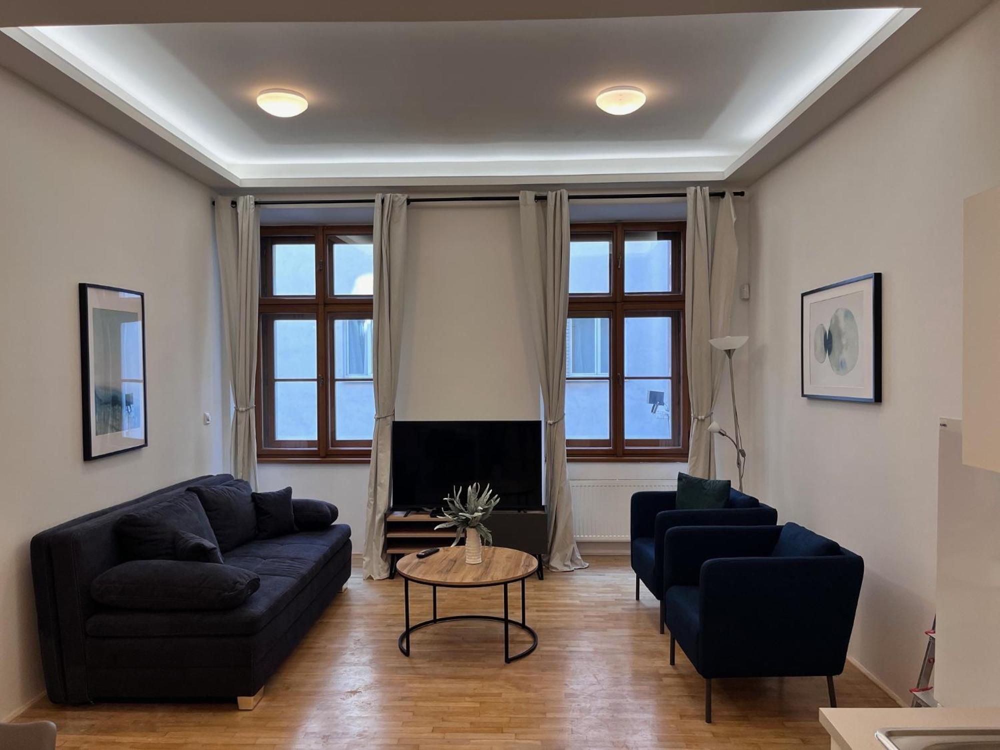 Centre With Parking Apartment *