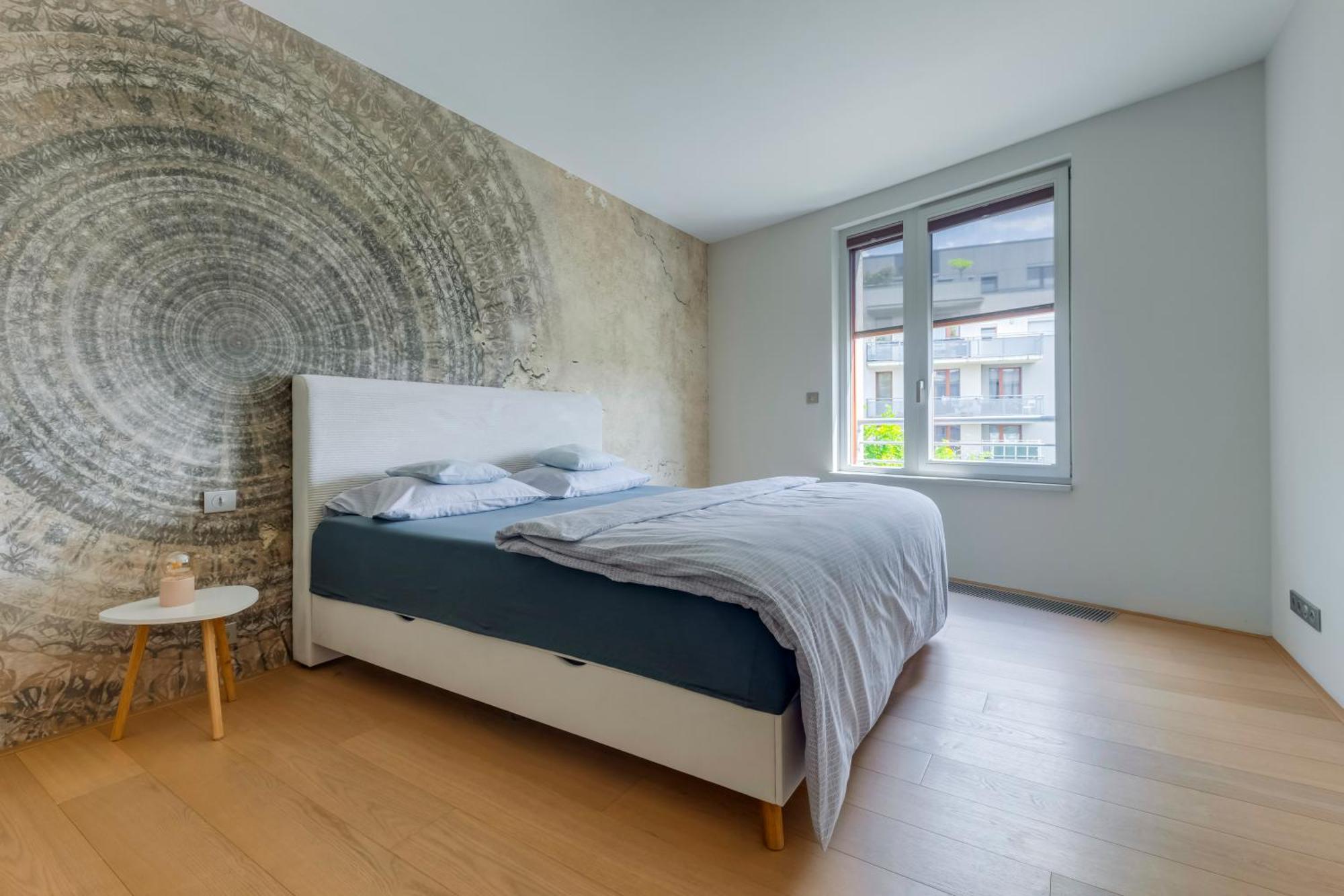 Moderni S Terasou, 2 Loznice, Parkovani V Cene, Blizko Metra, 15 Min Do Centra Apartment *