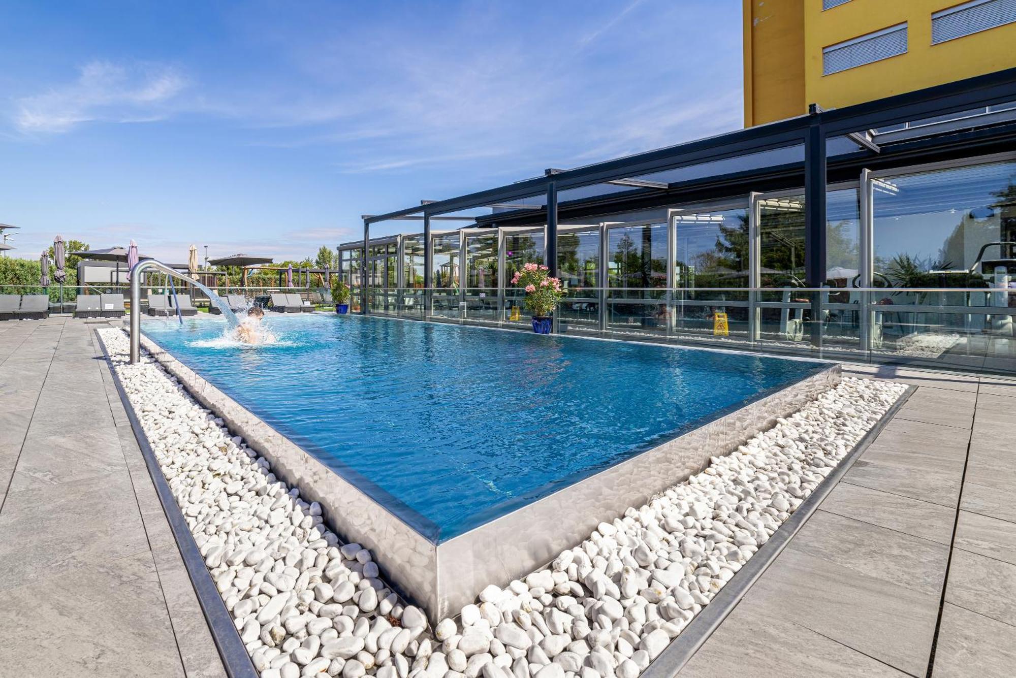 Aura Design&garden Pool