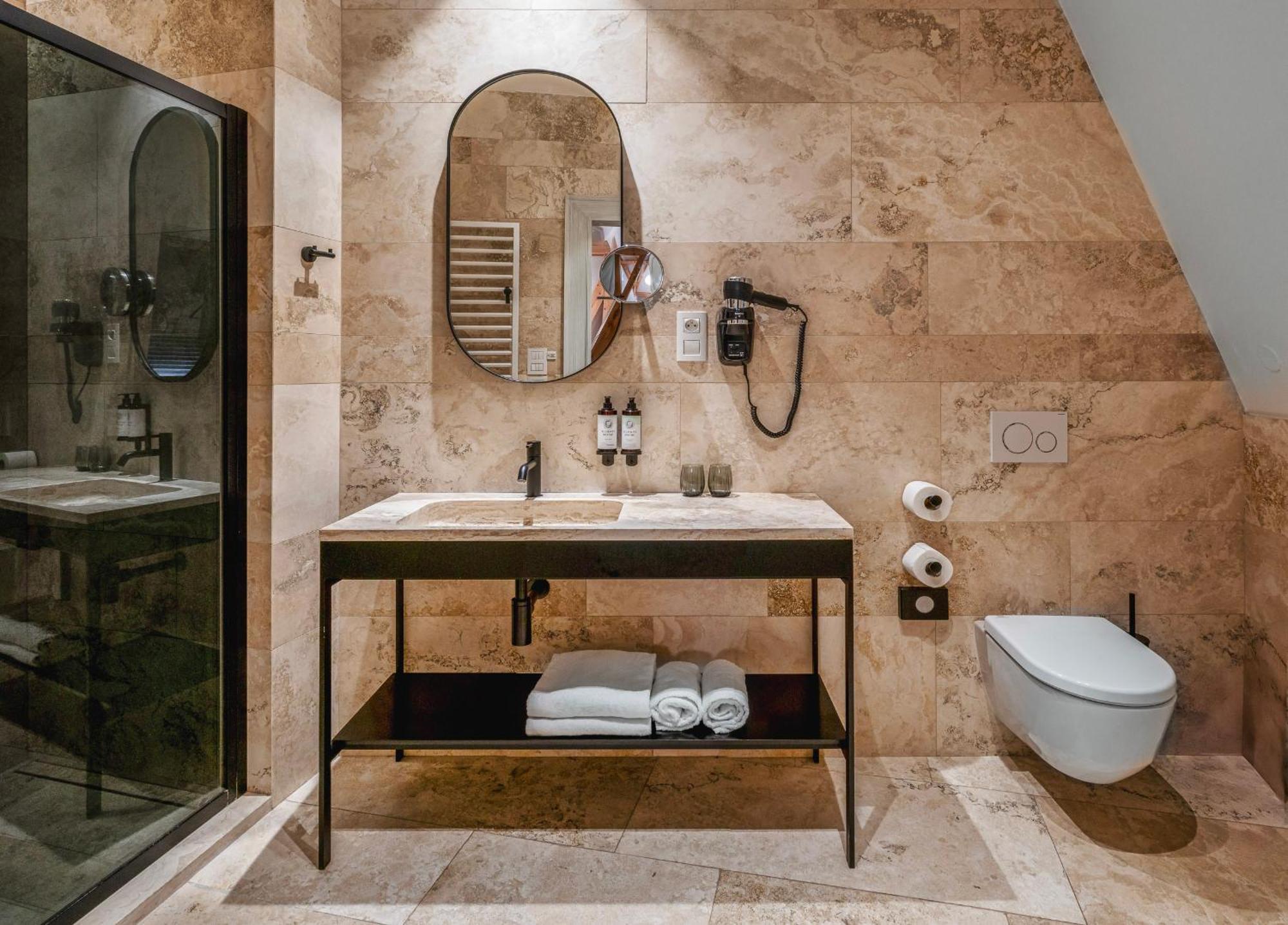 Aparthotel Mottl House By Adrez 4*