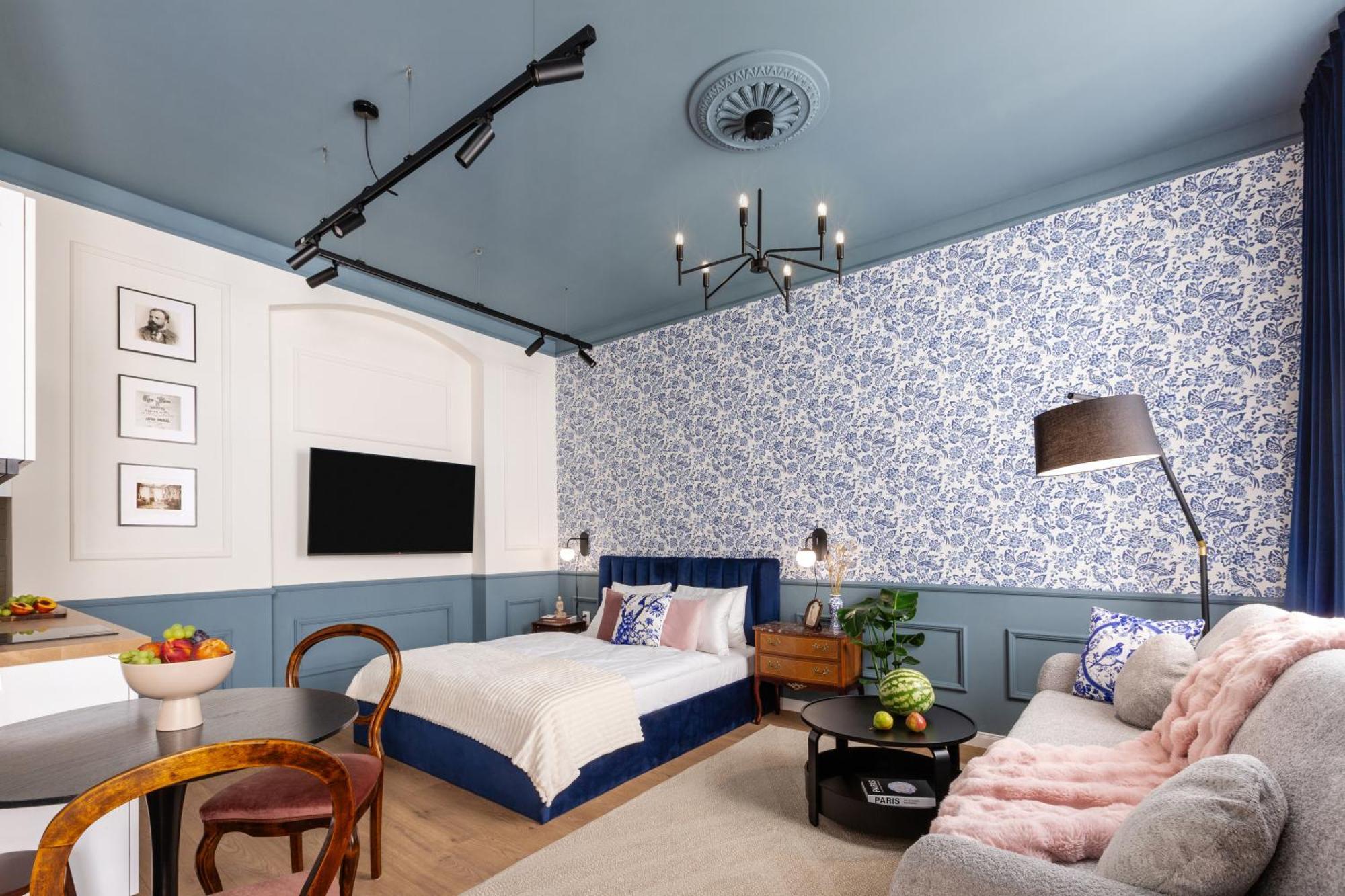 Turnkey I Antonin Dvorak Apartment *