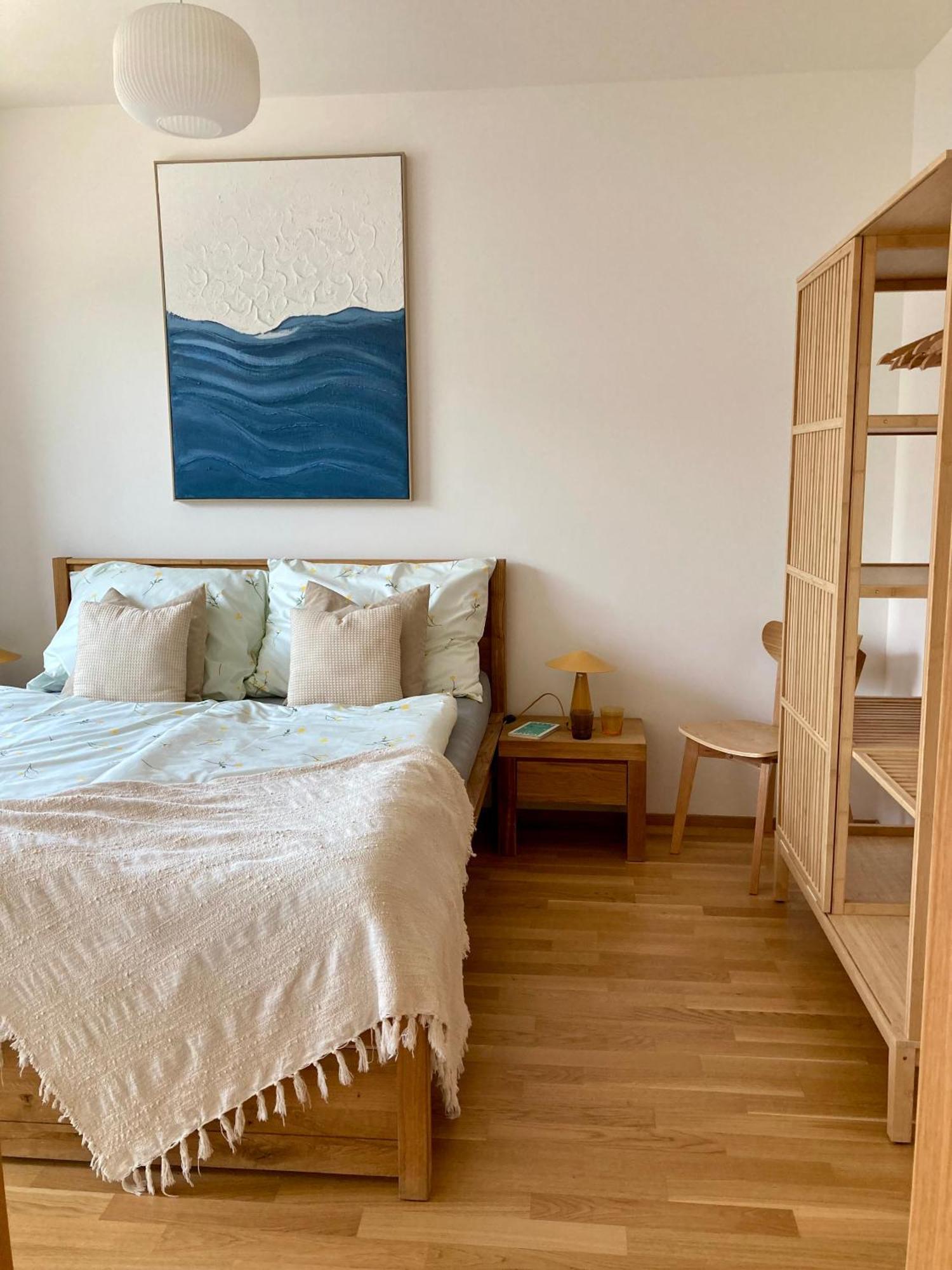 Charming With A Balcony In A Great Location