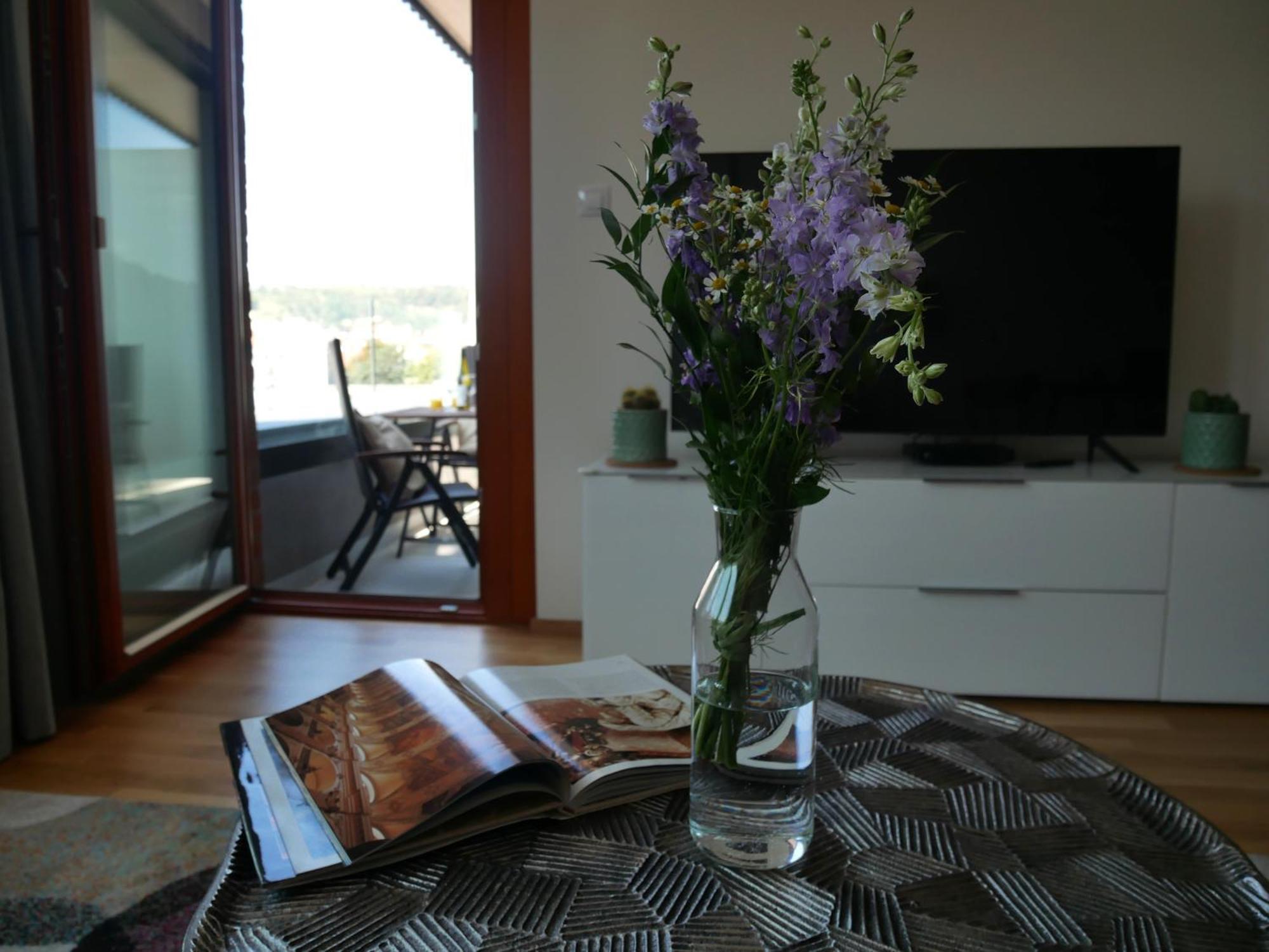 Charming With A Balcony In A Great Location * Prag