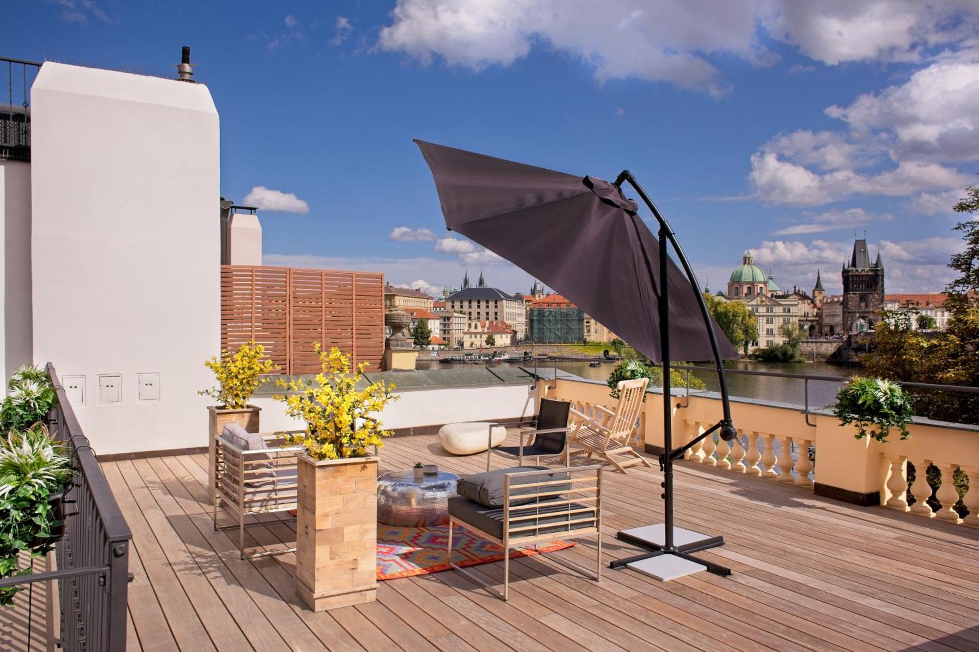 Apartment Charles Bridge *