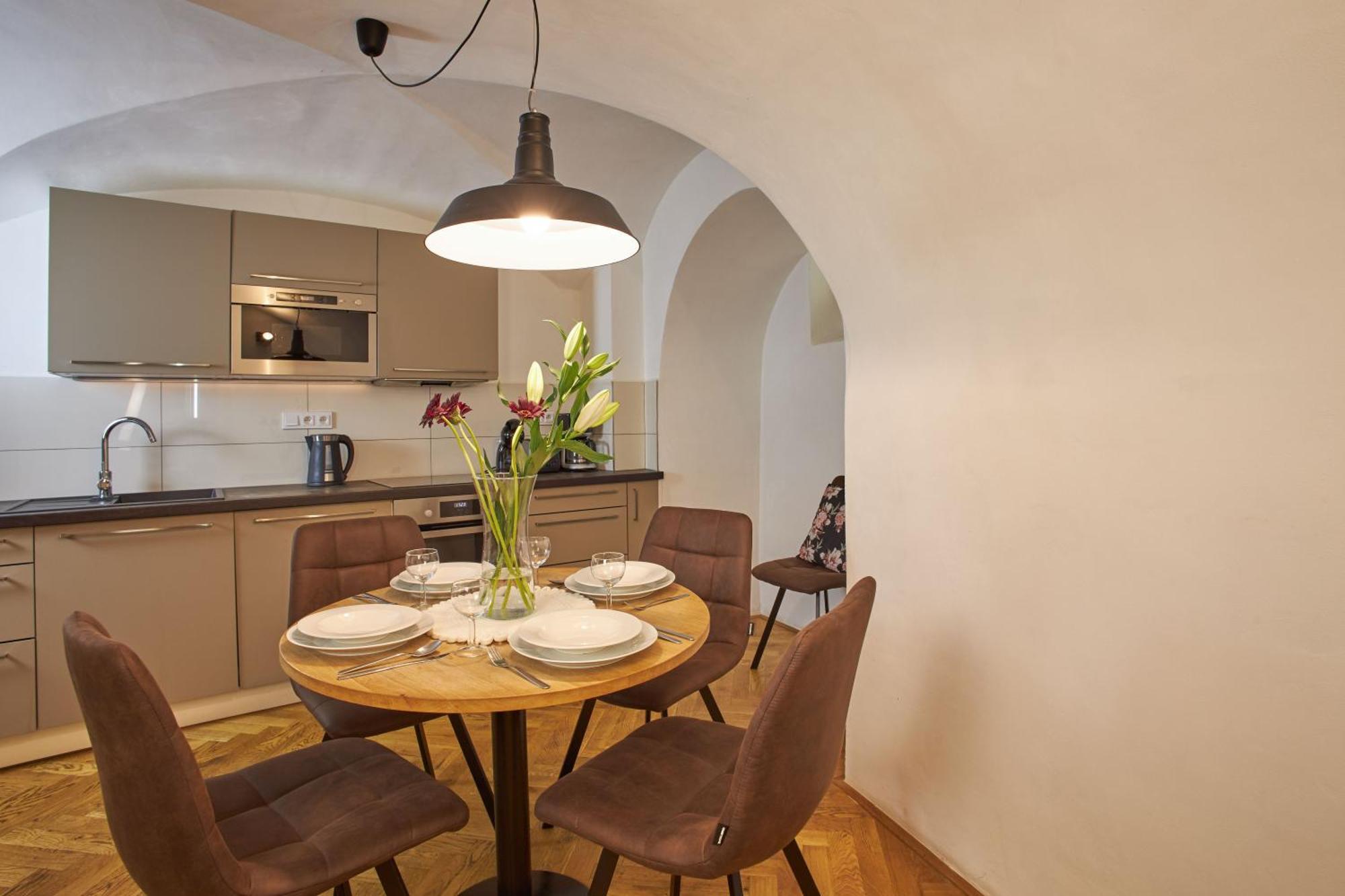 Lazenska N4 Aparthotel Prag