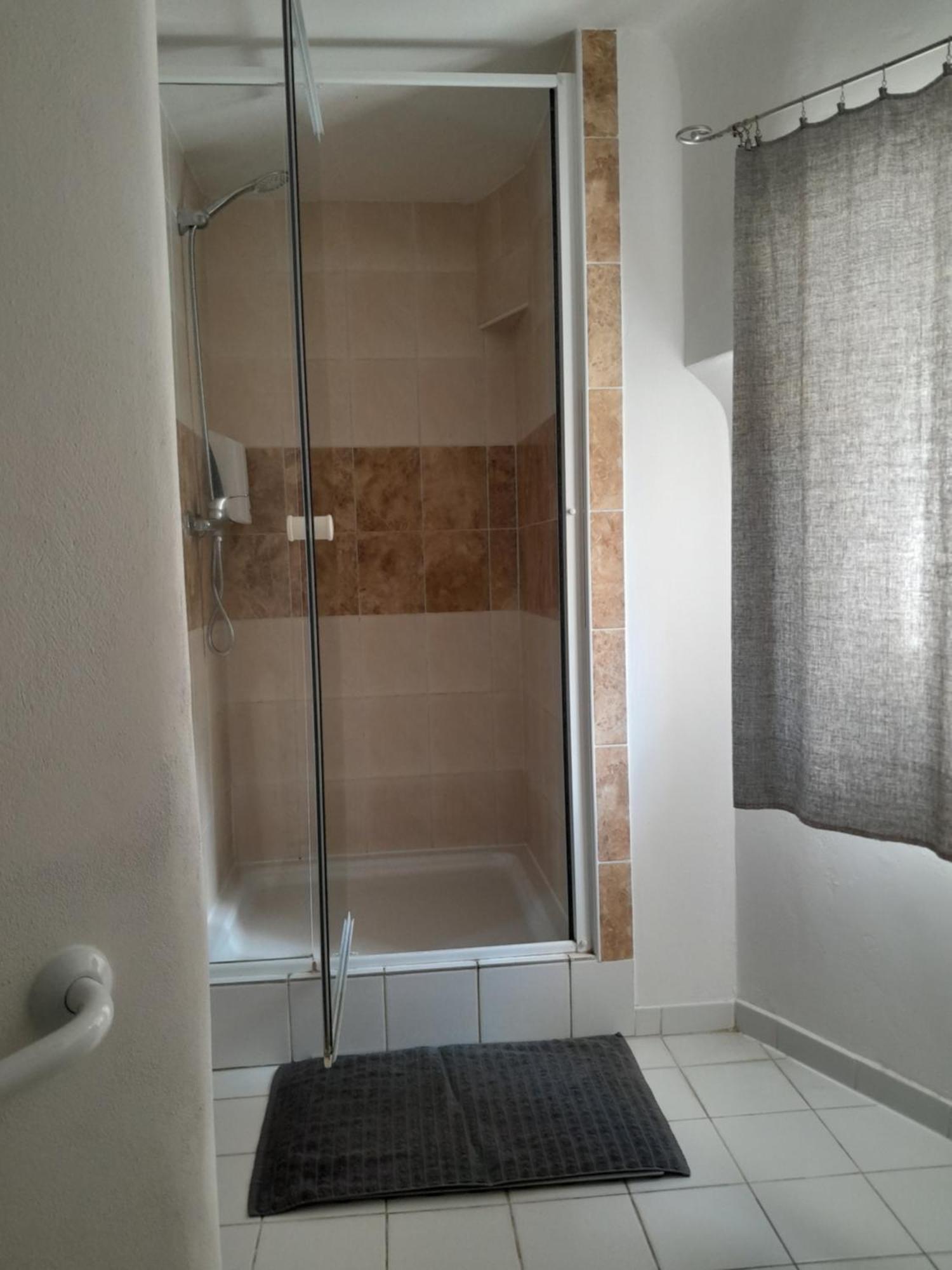 Apartment Lubert S.r.o Prague