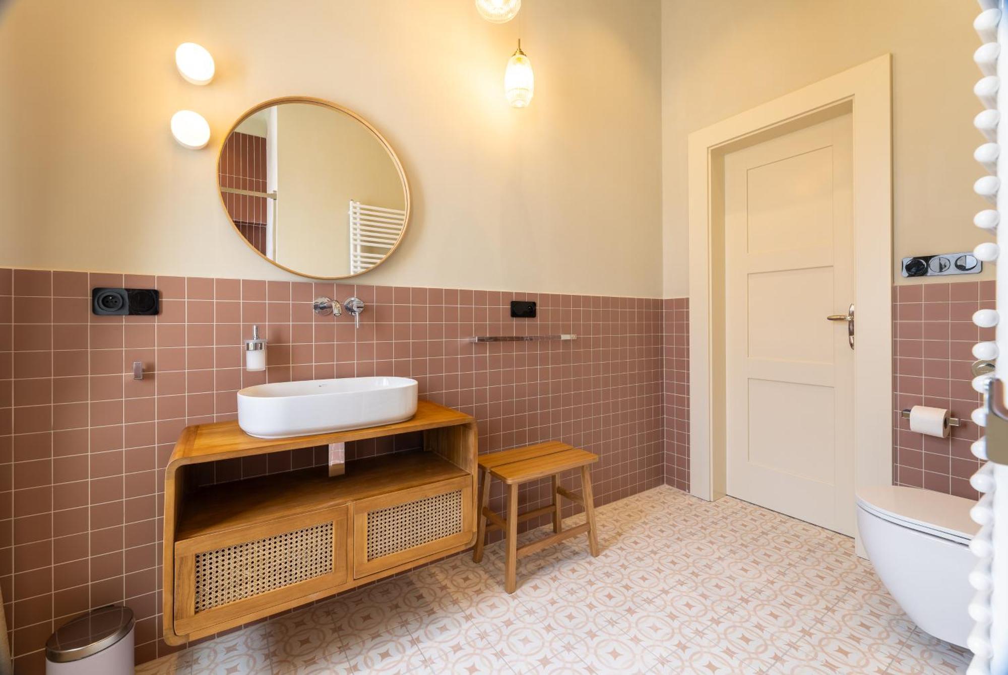 Luxury 2 Bedroom With Ac In The Old Town Apartment