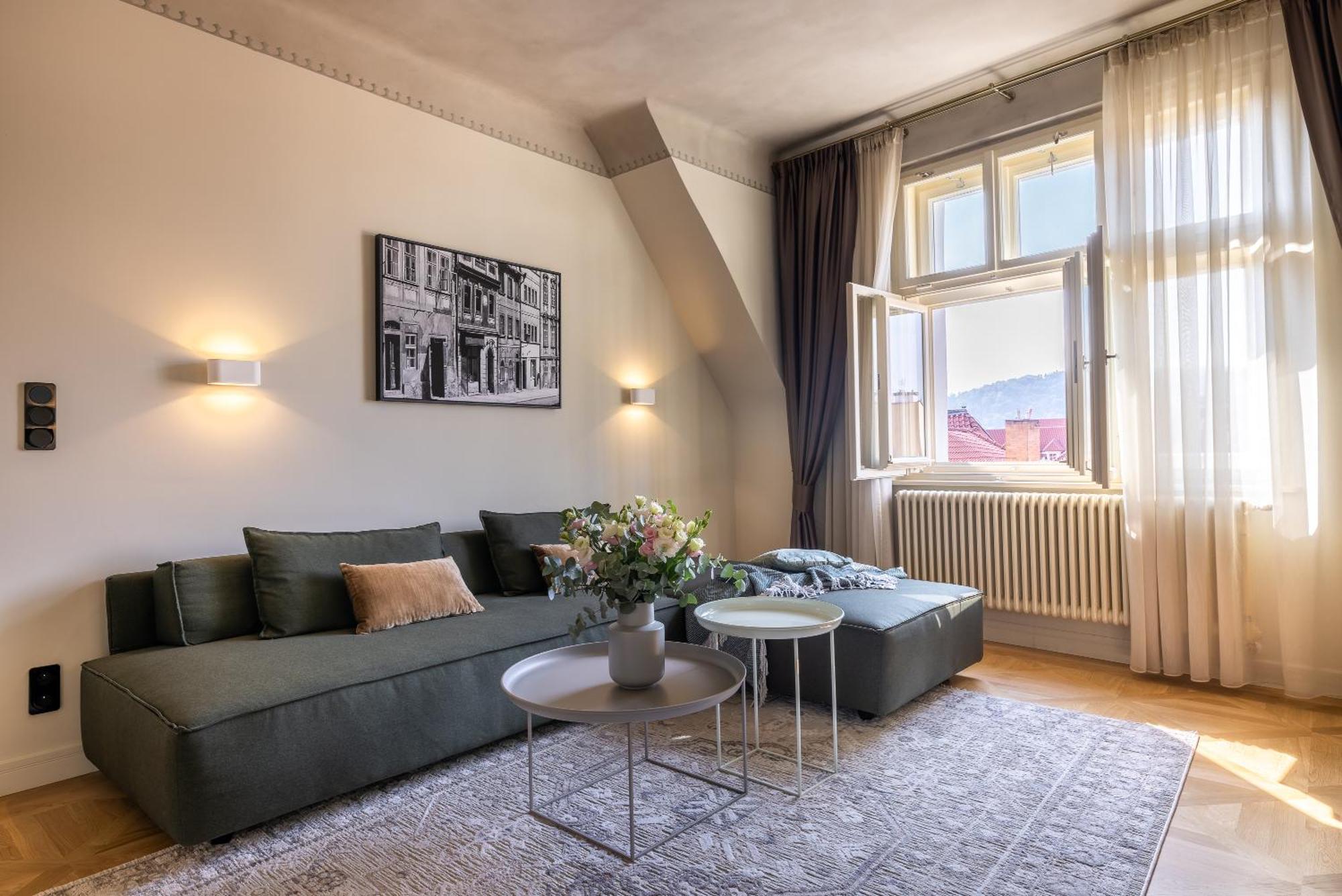 Luxury 2 Bedroom With Ac In The Old Town Apartment *